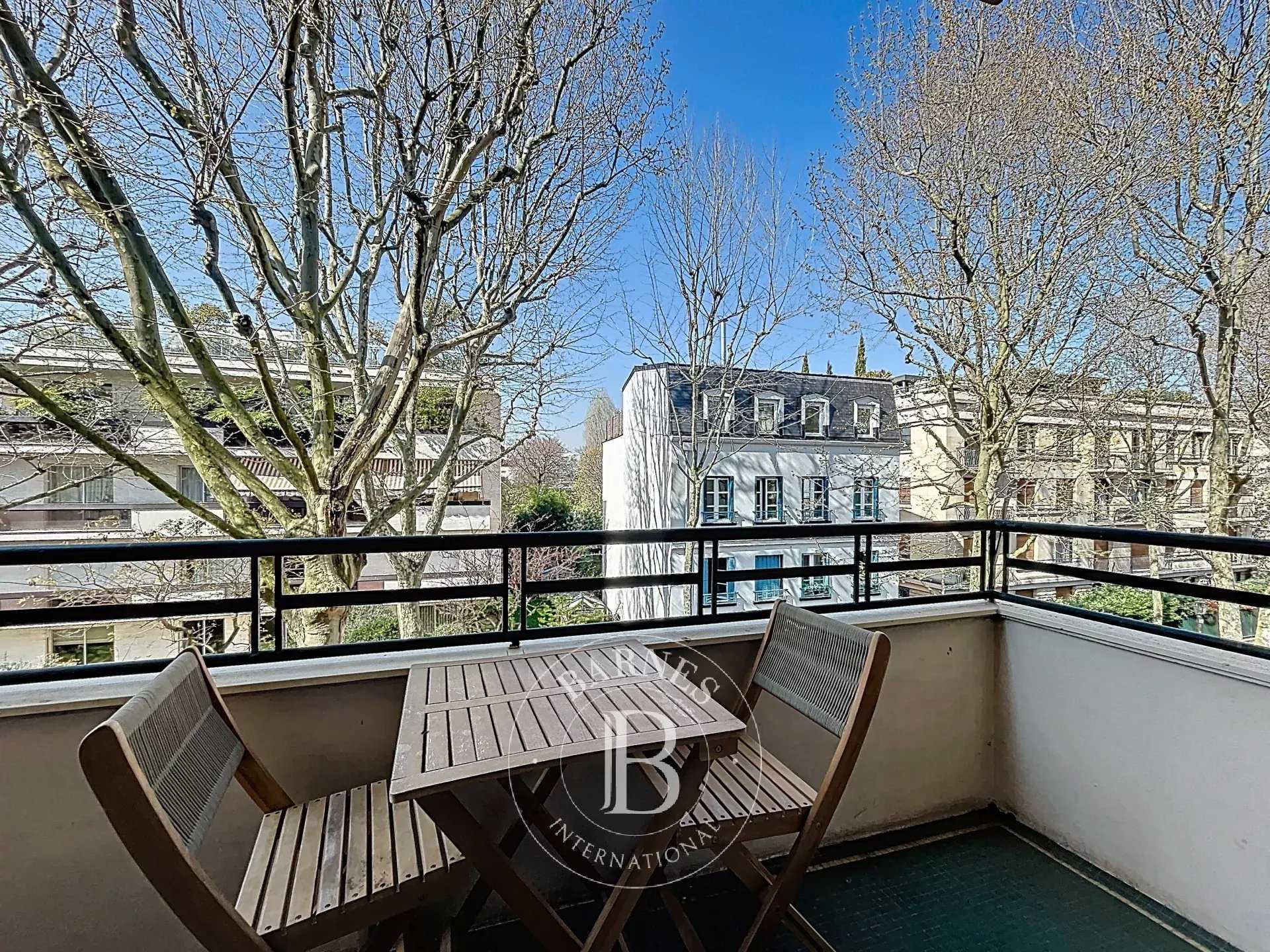 Apartment Neuilly-sur-Seine  -  ref 86659368 (picture 2)