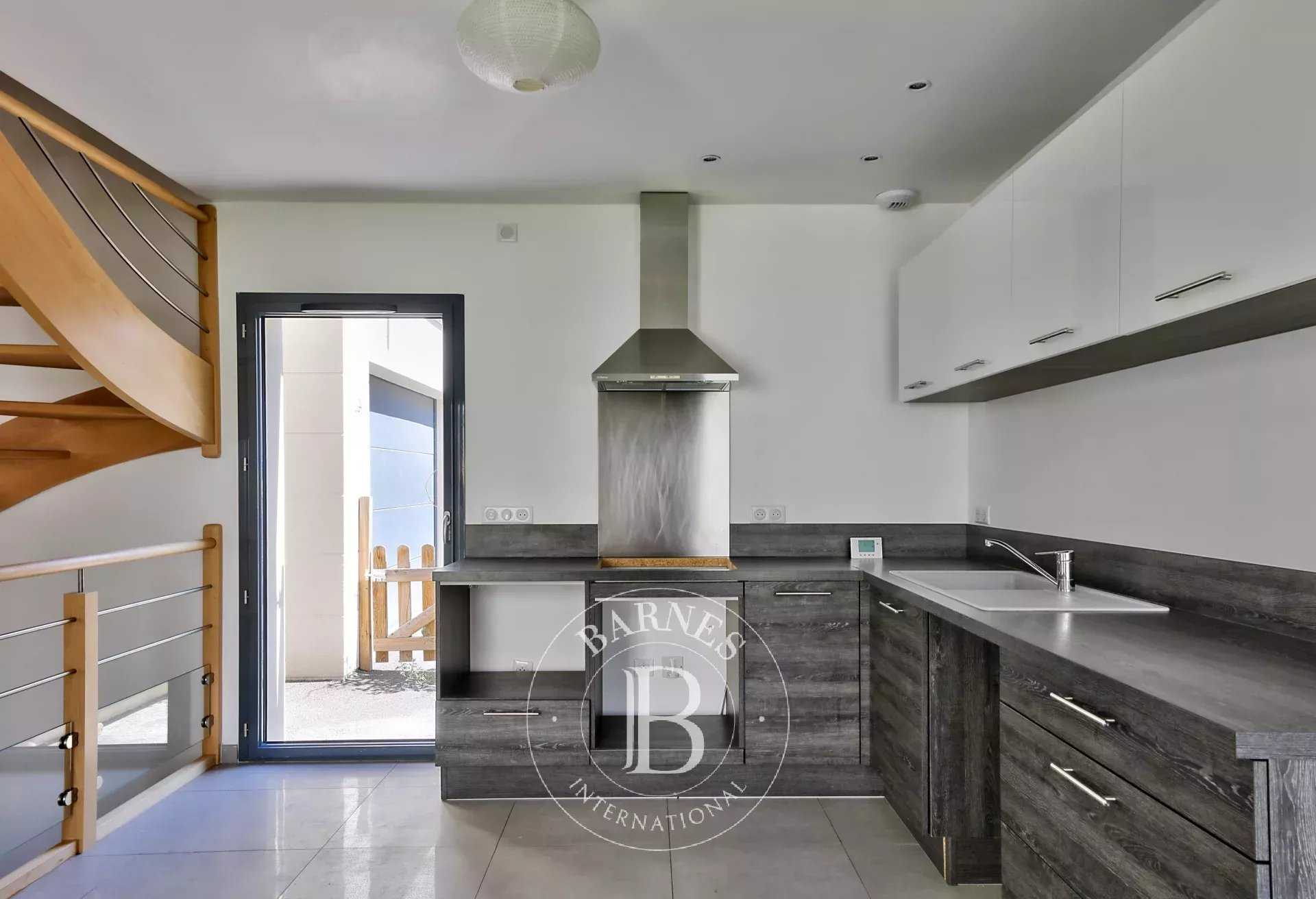 House Puteaux  -  ref 7612989 (picture 3)
