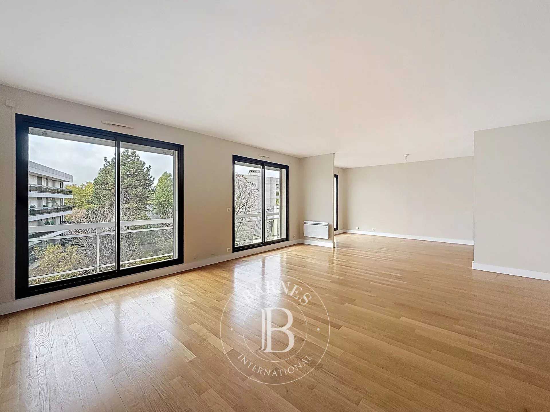 Apartment Neuilly-sur-Seine  -  ref 86381400 (picture 1)