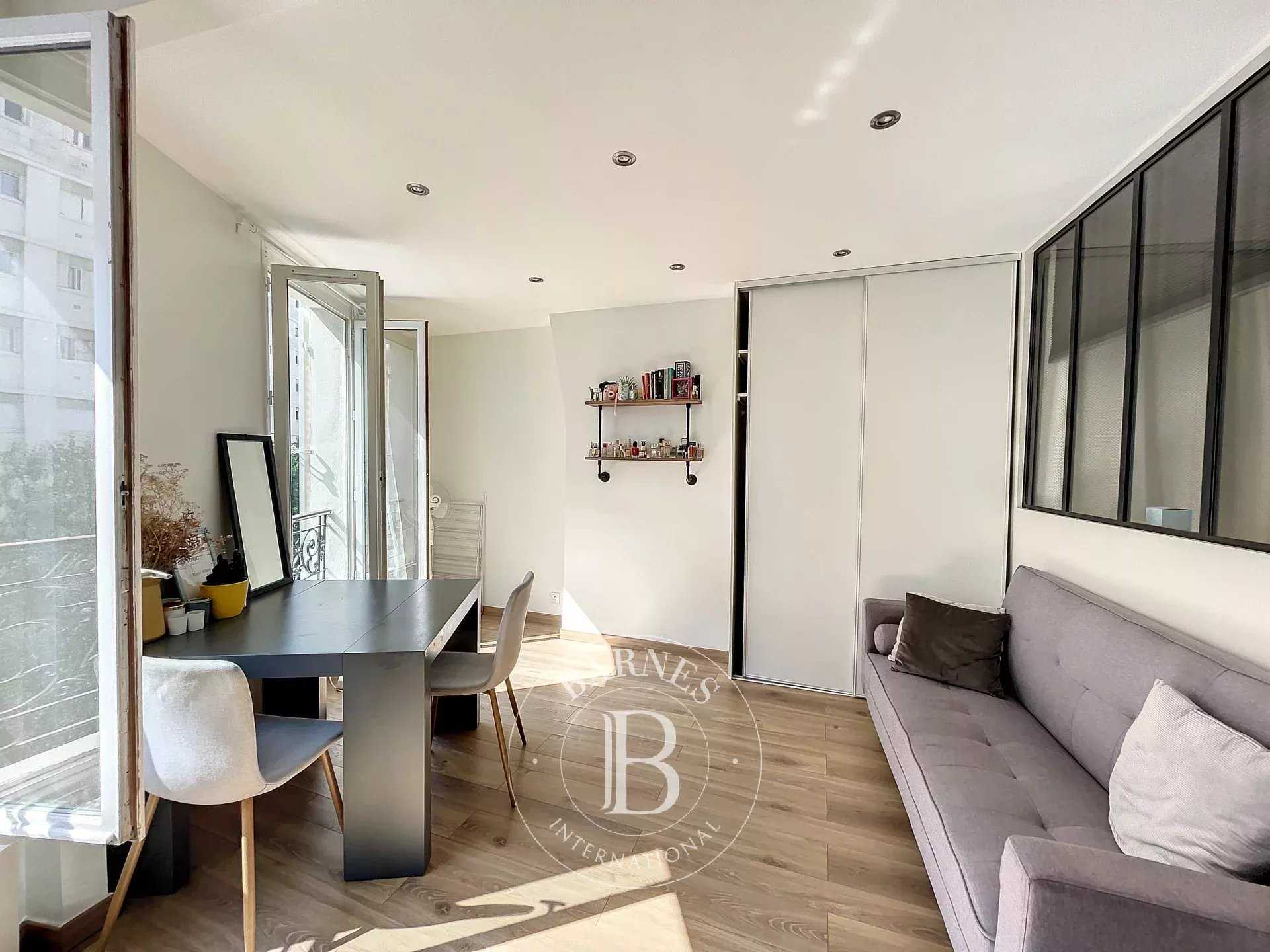 Appartement Levallois-Perret  -  ref 82816088 (picture 2)