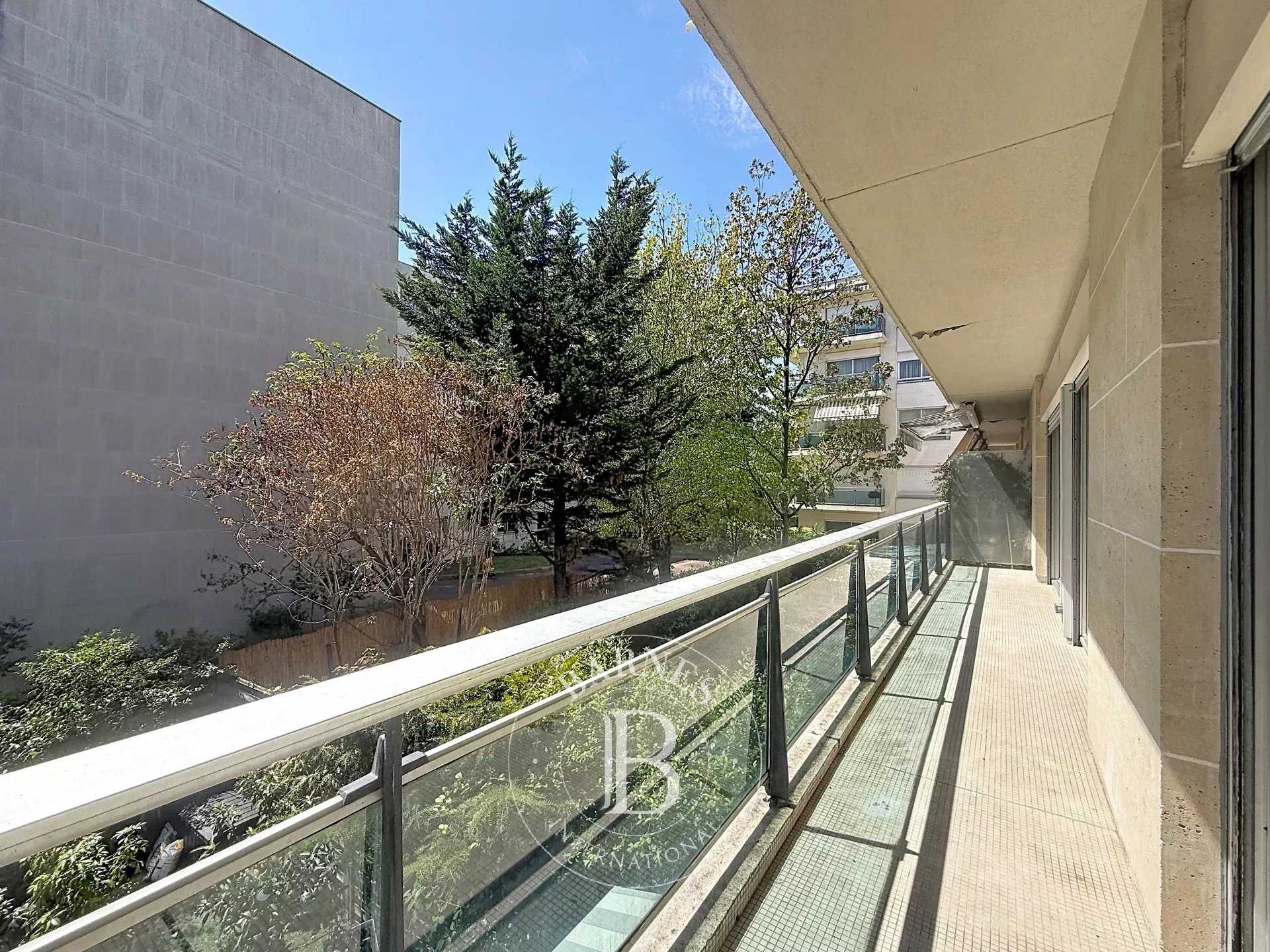 Appartement Neuilly-sur-Seine  -  ref 87182948 (picture 3)