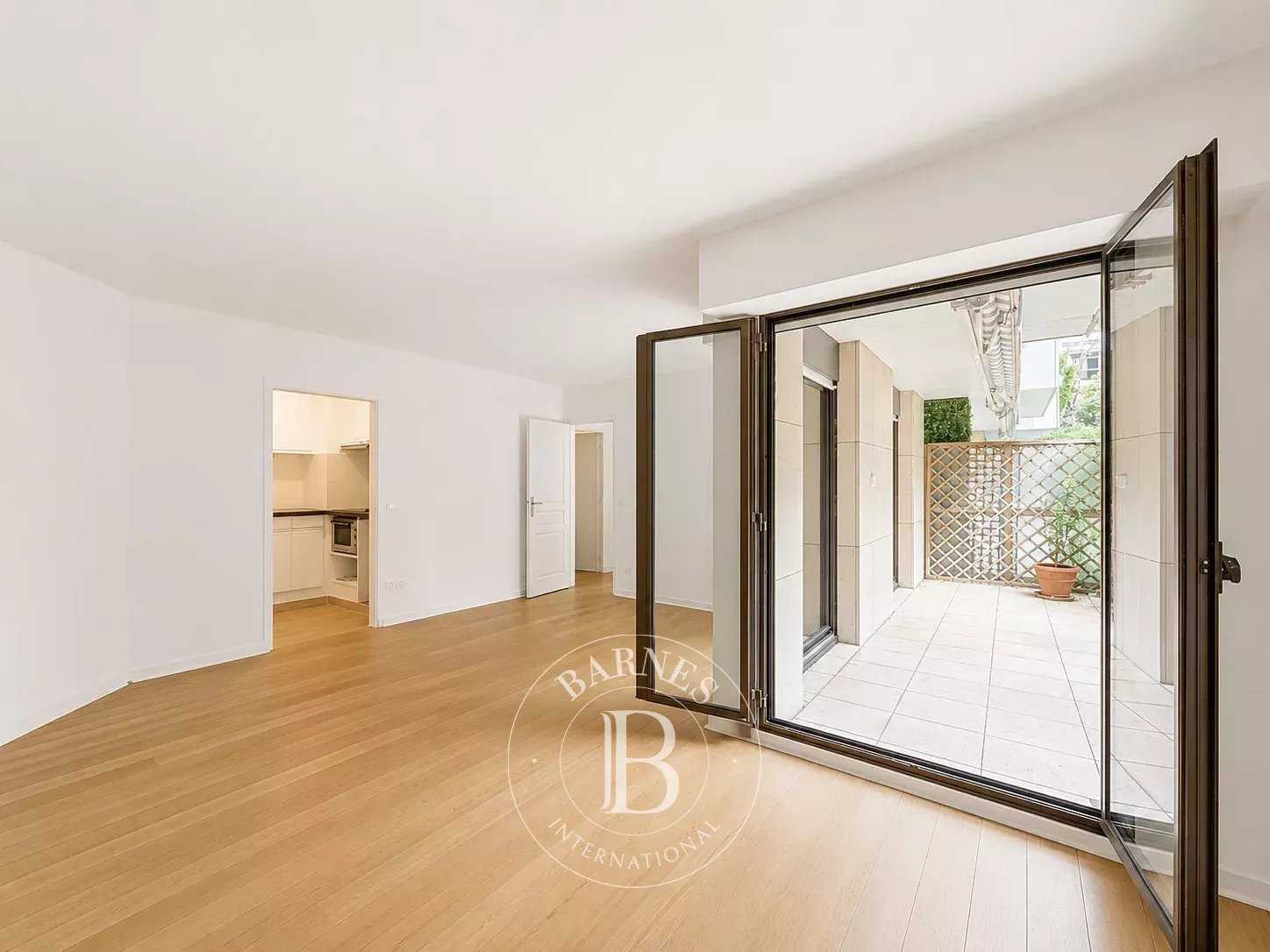 Appartement Neuilly-sur-Seine  -  ref 87100385 (picture 3)