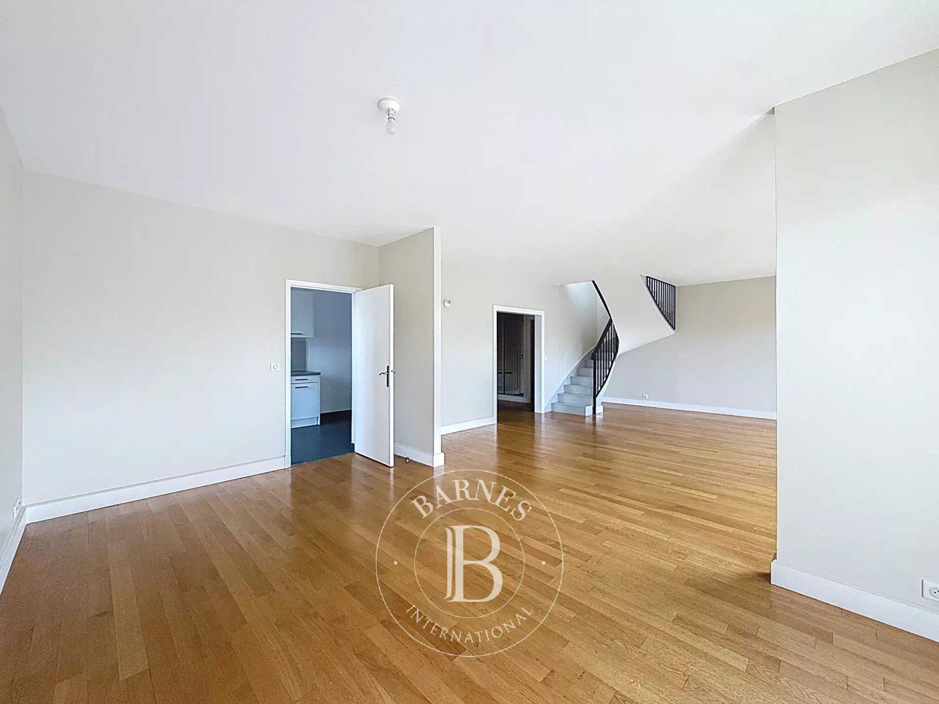 Apartment Neuilly-sur-Seine  -  ref 86381400 (picture 3)