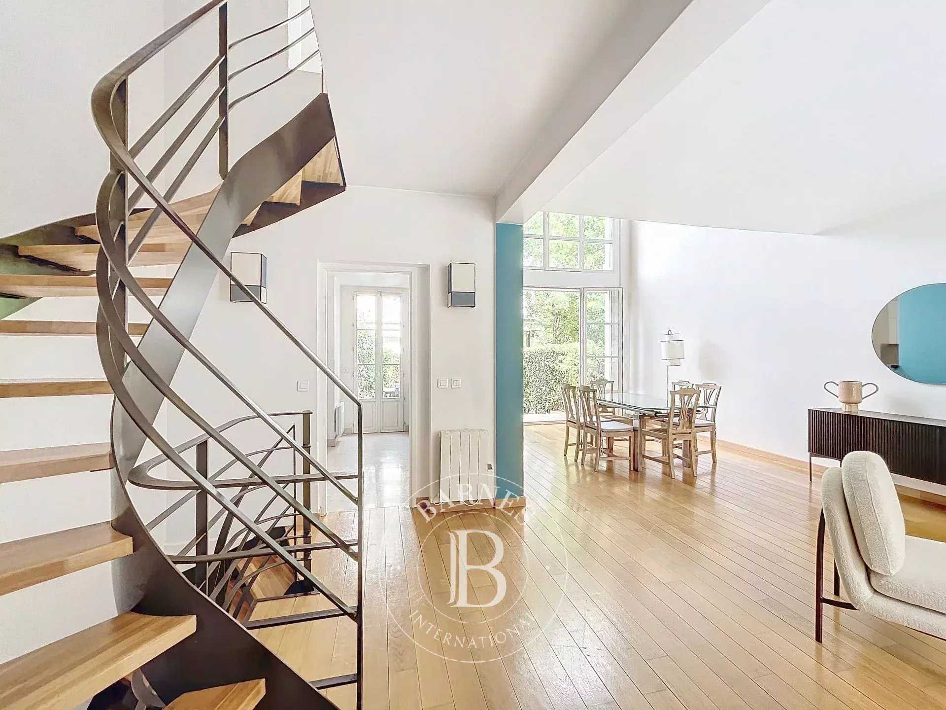 Casa Neuilly-sur-Seine  -  ref 2772771 (picture 2)