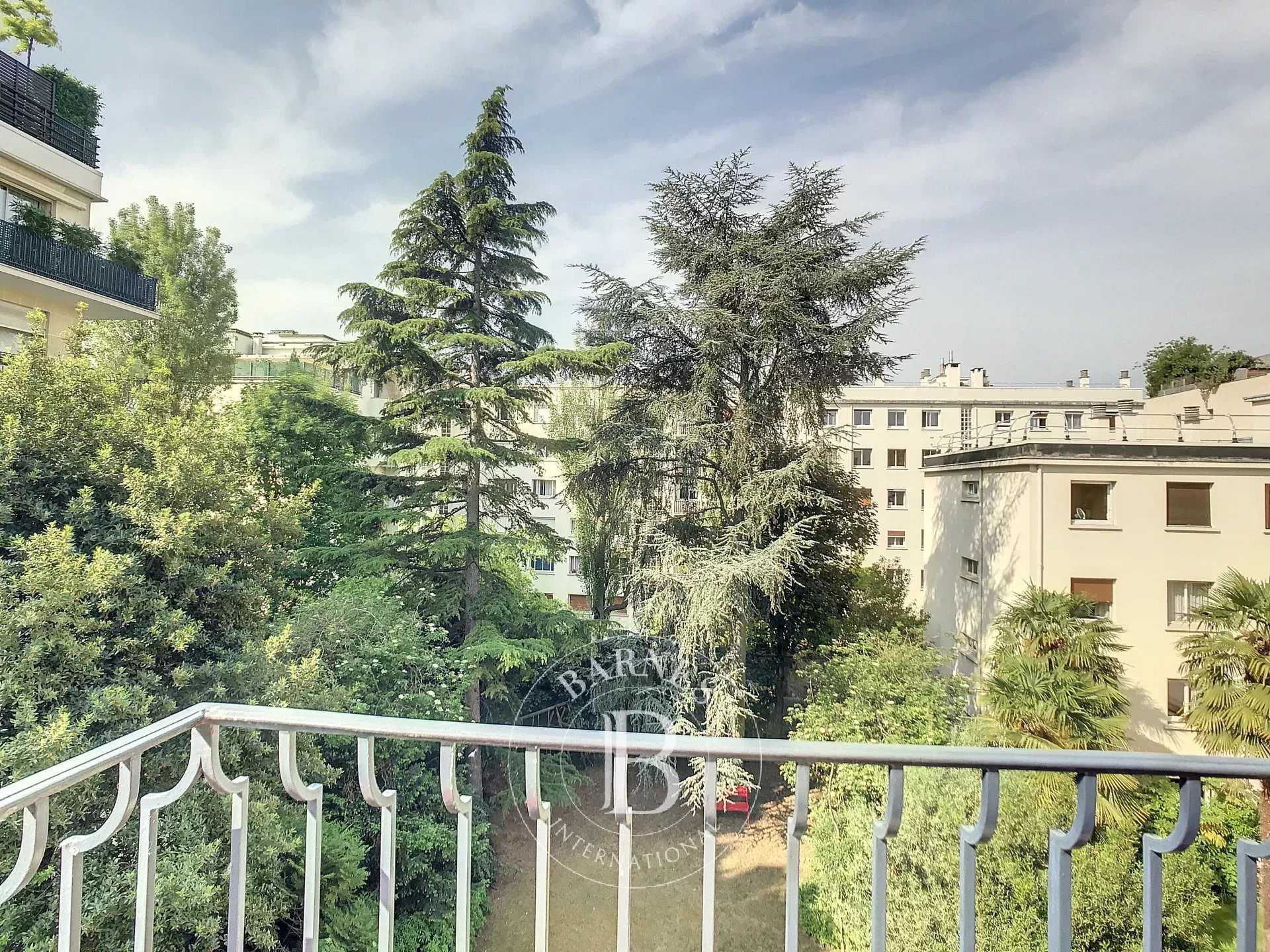 Apartment Neuilly-sur-Seine  -  ref 7002466 (picture 2)