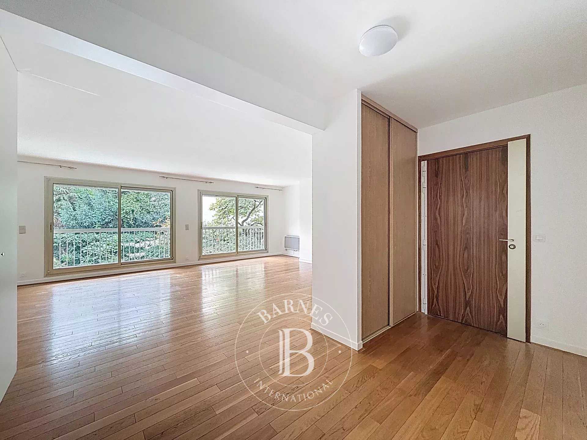 Appartement Neuilly-sur-Seine  -  ref 2765793 (picture 3)