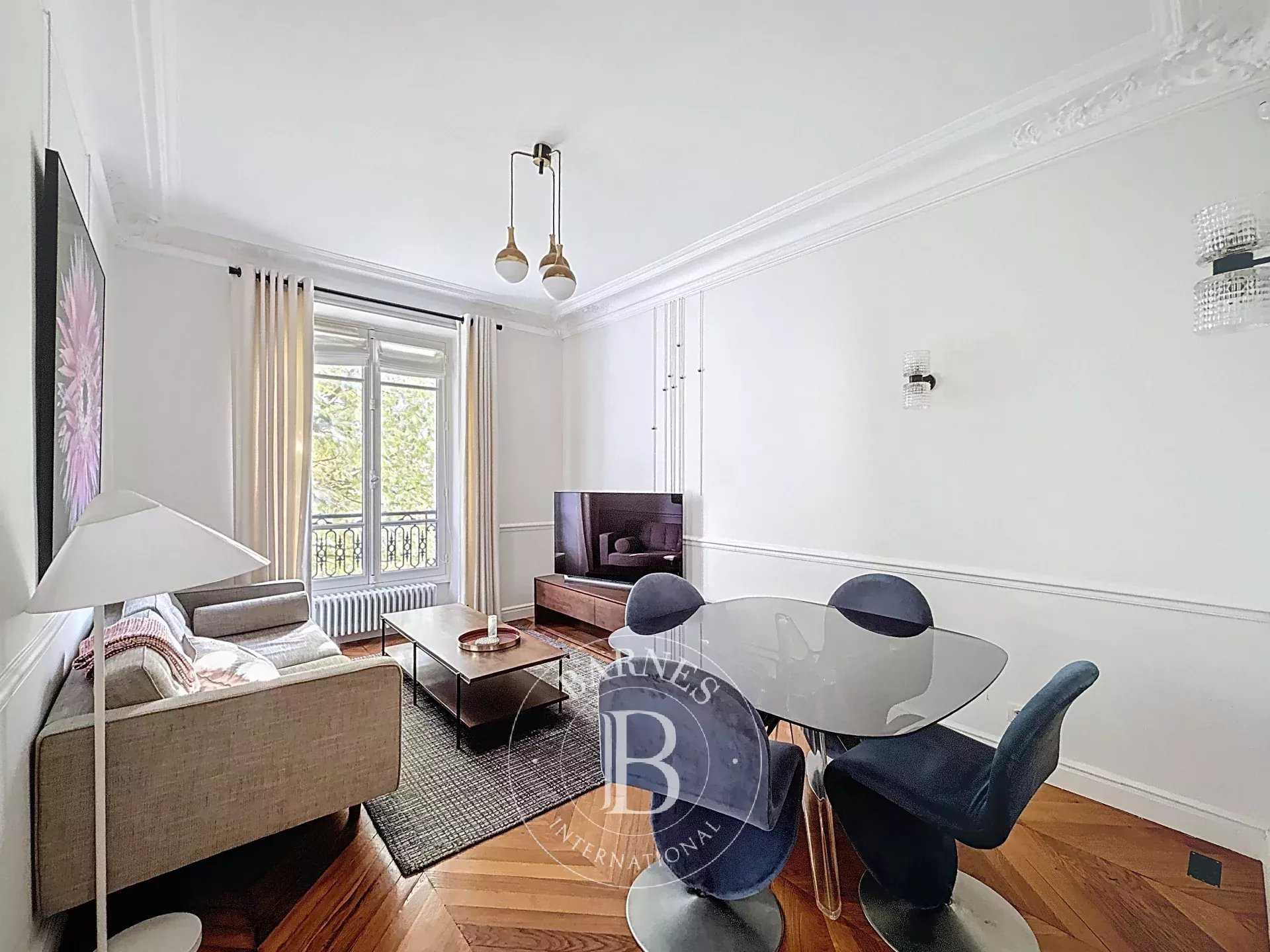 Appartement Neuilly-sur-Seine  -  ref 86277819 (picture 2)