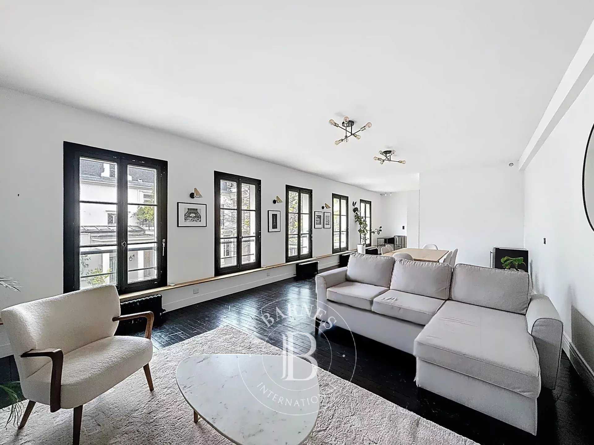 Appartement Neuilly-sur-Seine  -  ref 85243365 (picture 1)