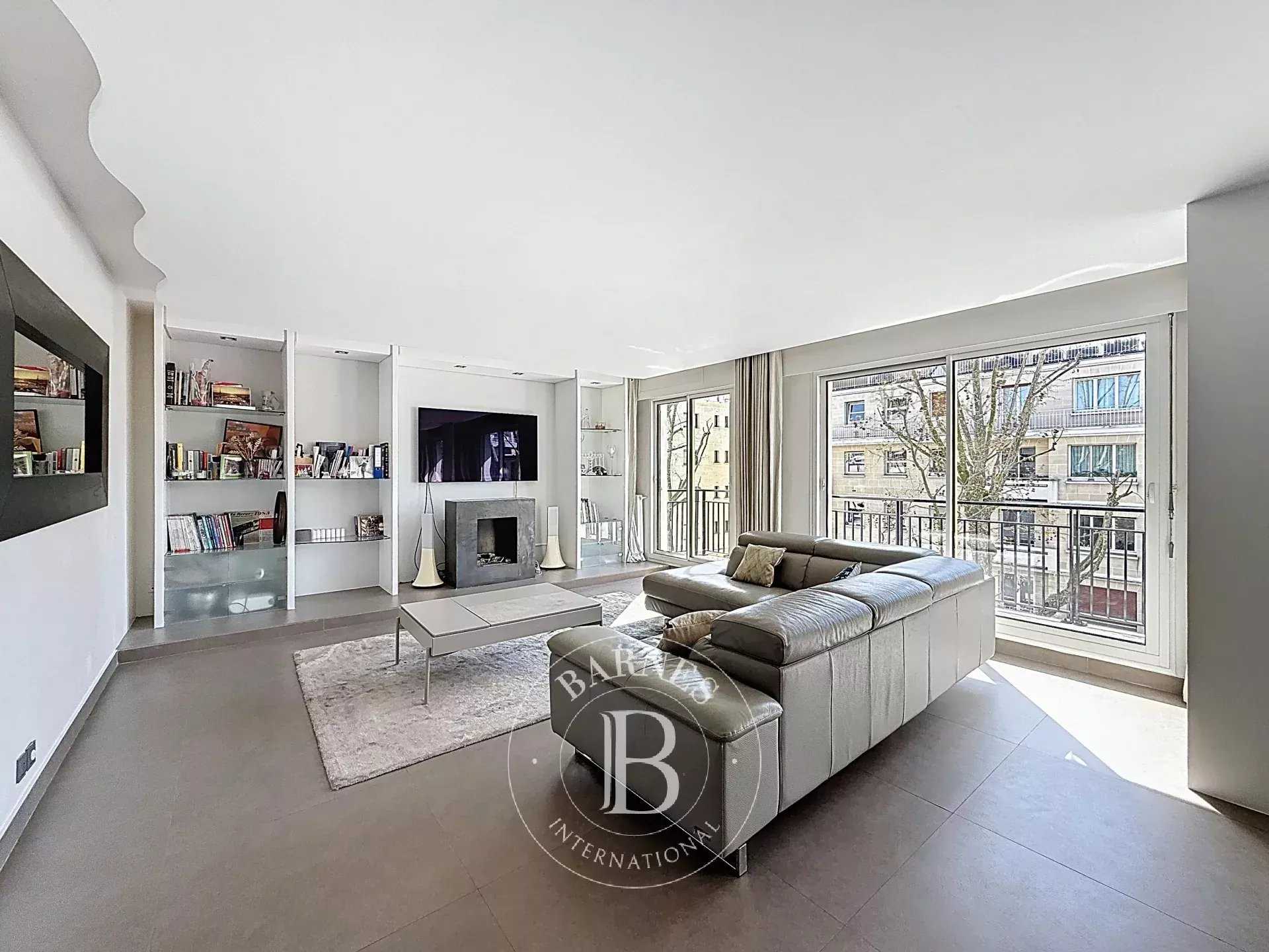 Appartement Neuilly-sur-Seine  -  ref 86832078 (picture 2)