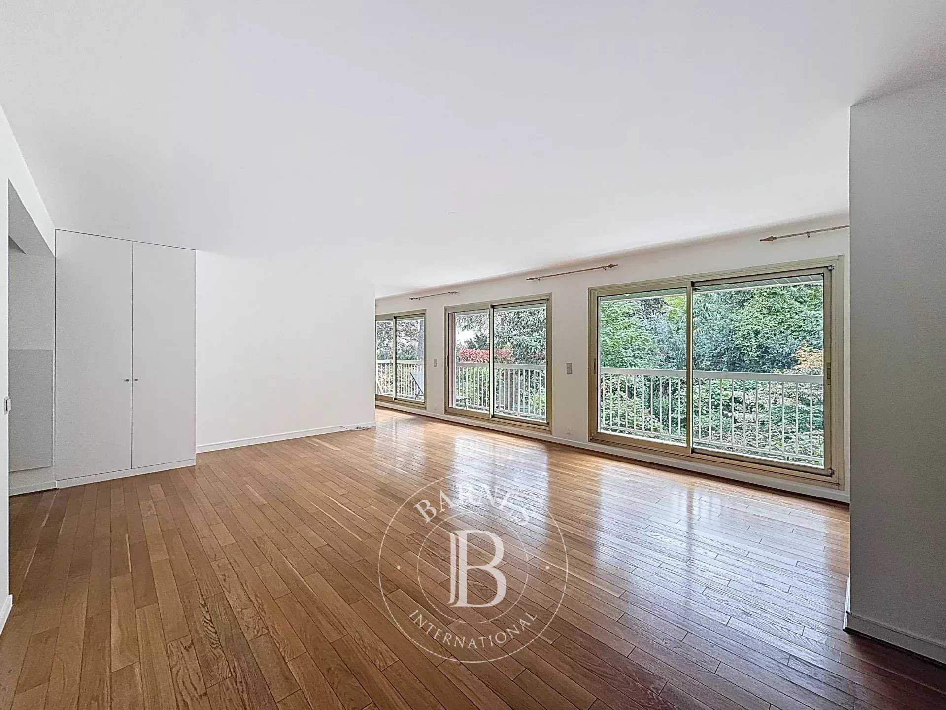 Appartement Neuilly-sur-Seine  -  ref 2765793 (picture 1)