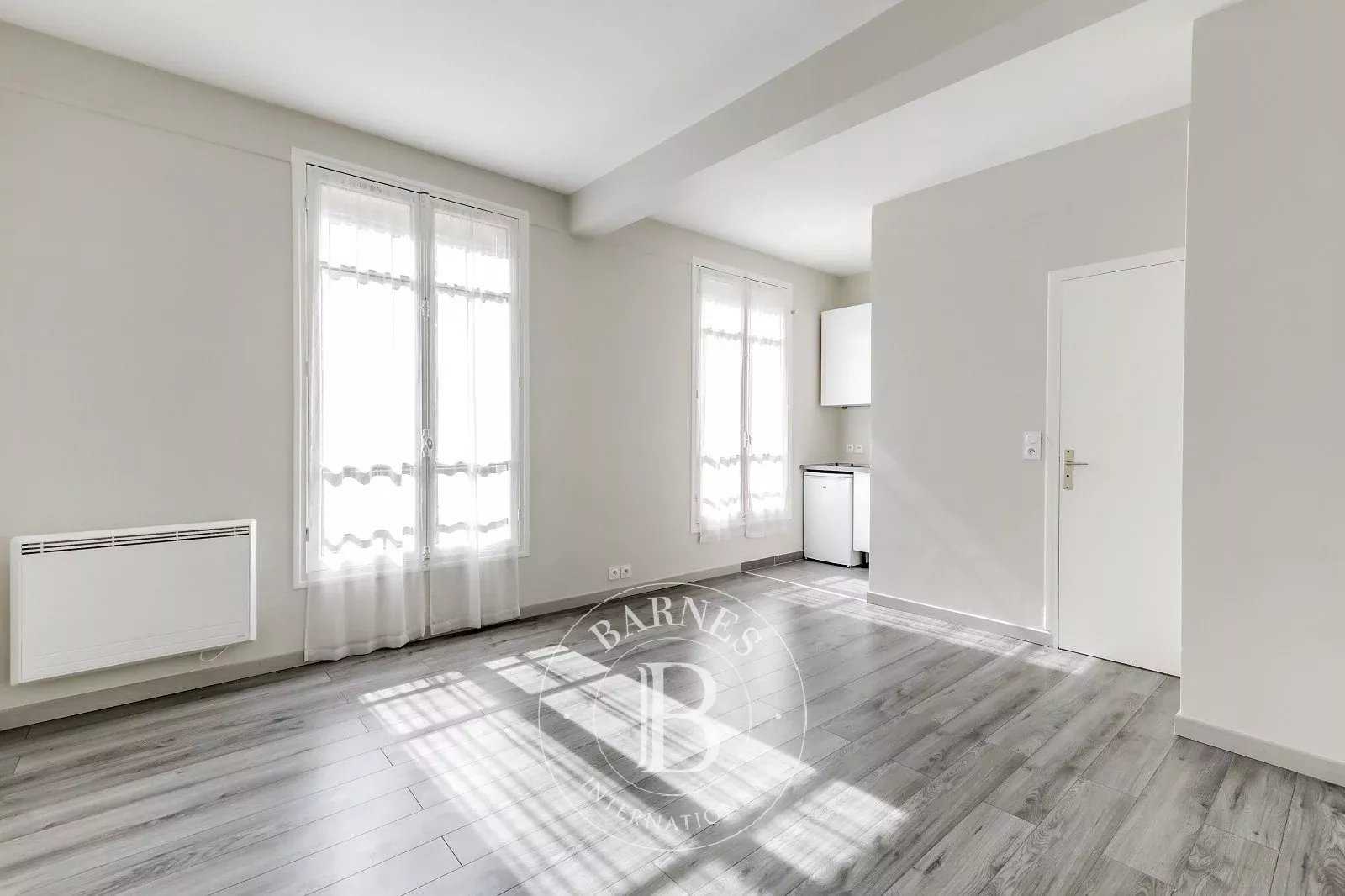 Appartement Neuilly-sur-Seine  -  ref 2766149 (picture 1)