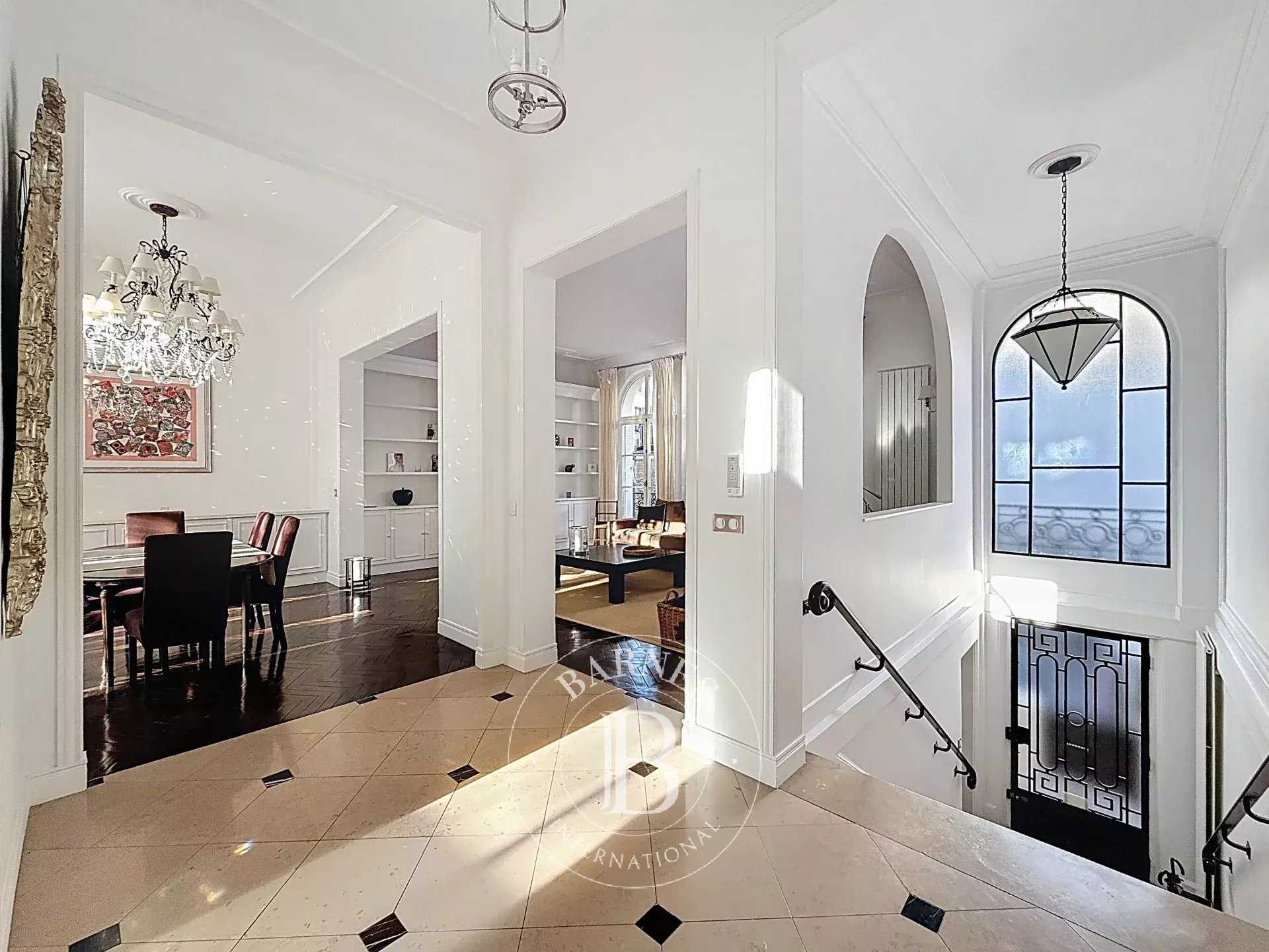 Casa Neuilly-sur-Seine  -  ref 6196492 (picture 1)