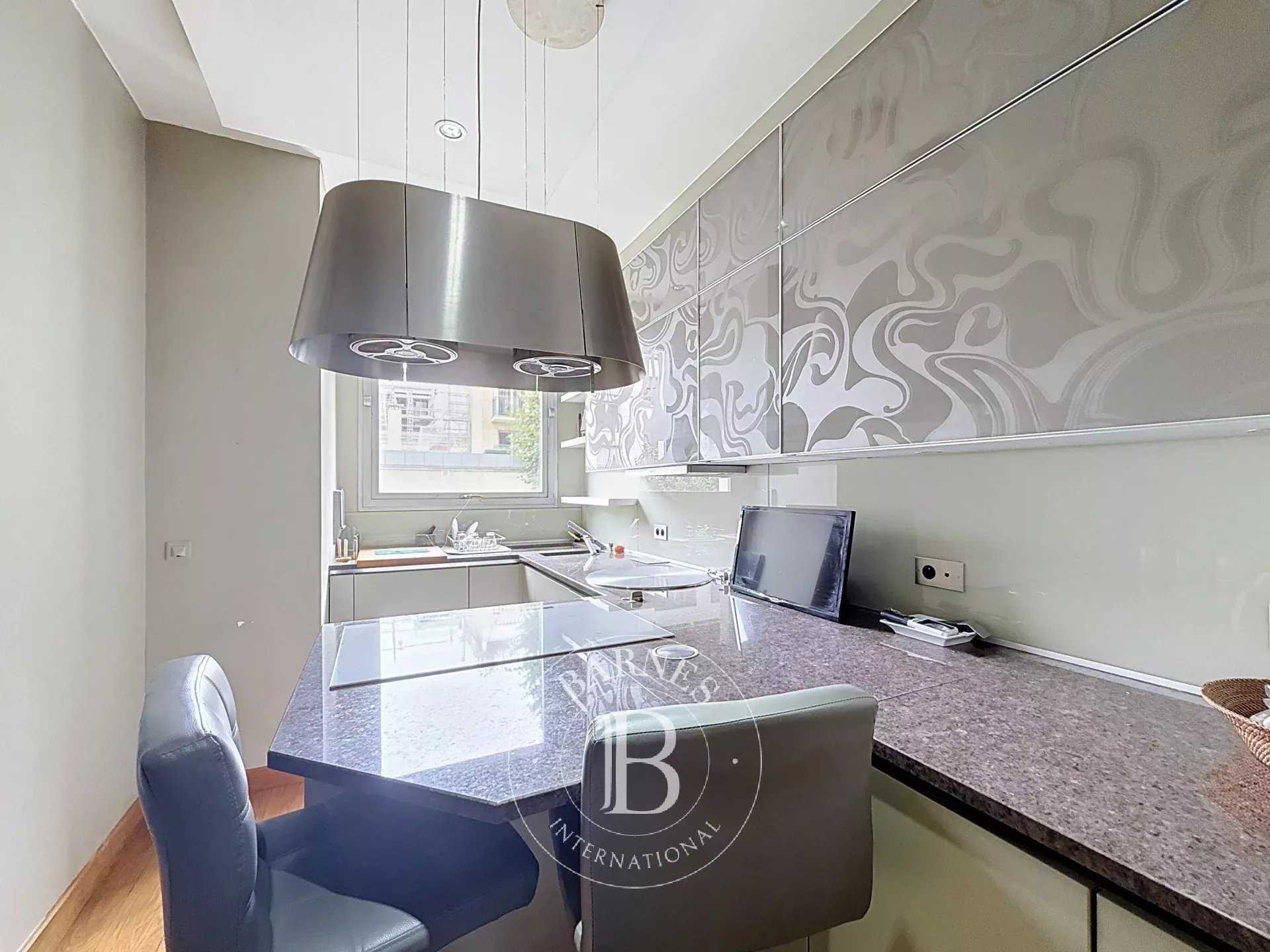 Appartement Neuilly-sur-Seine  -  ref 87183486 (picture 3)