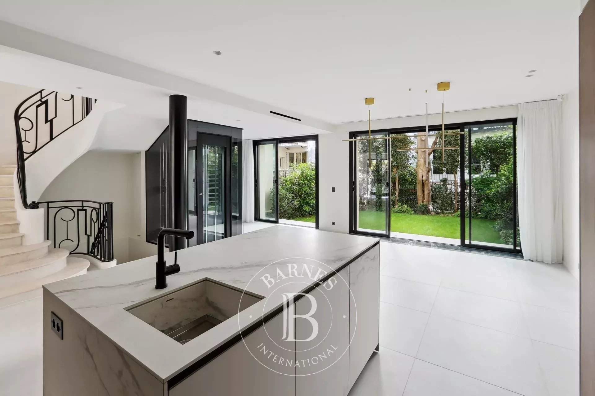 Neuilly-sur-Seine  - House 4 Bedrooms - picture 4