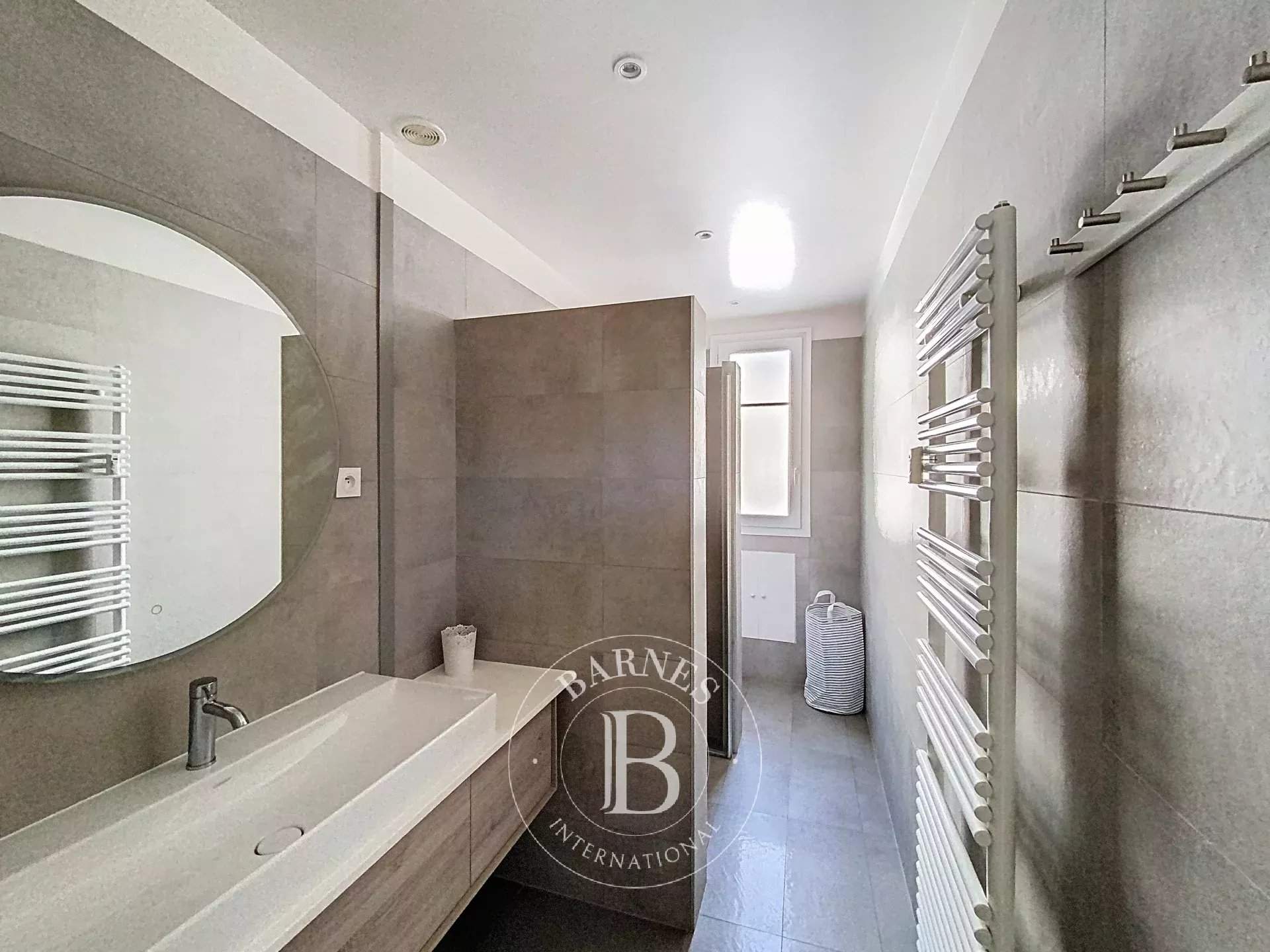 Courbevoie  - Appartement 3 Pi&egrave;ces 2 Chambres - picture 9