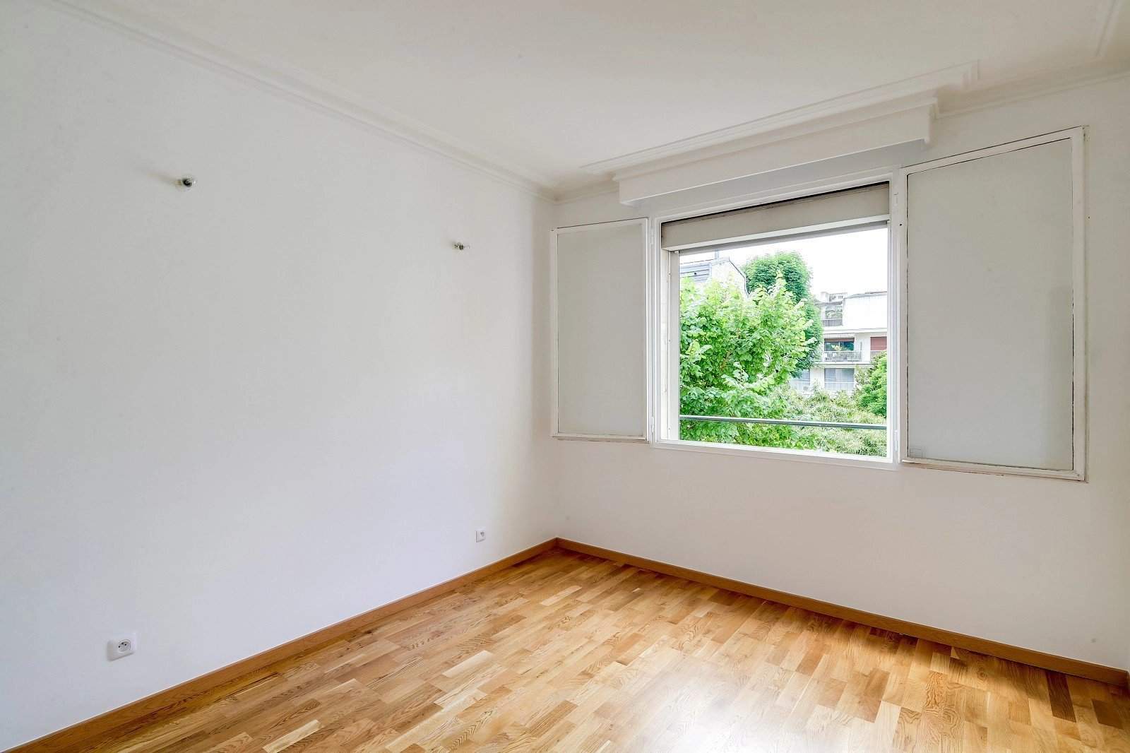 Neuilly-sur-Seine  - Appartement 5 Pi&egrave;ces 3 Chambres - picture 4