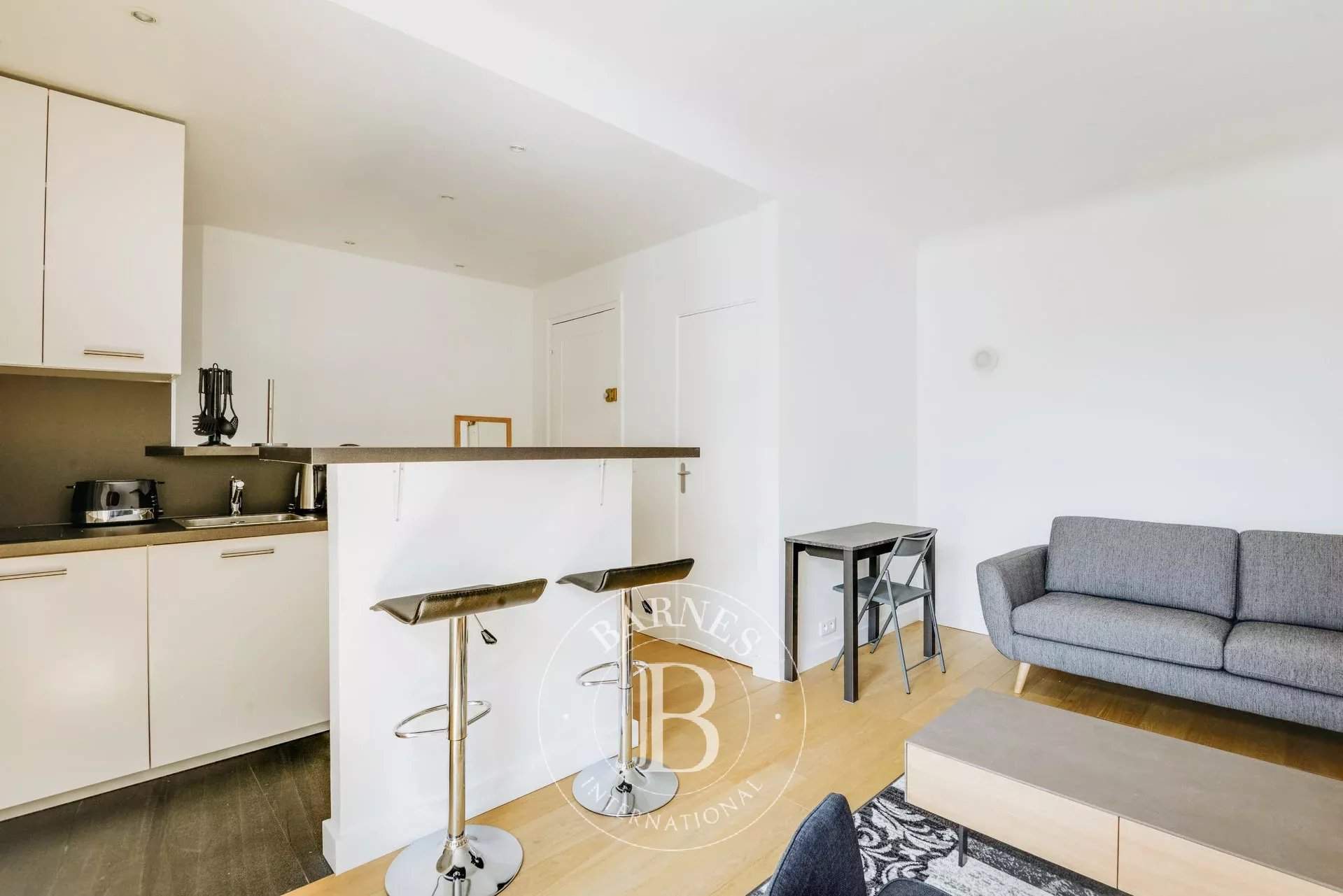Neuilly-sur-Seine  - Appartement 2 Pi&egrave;ces, 1 Chambre - picture 7