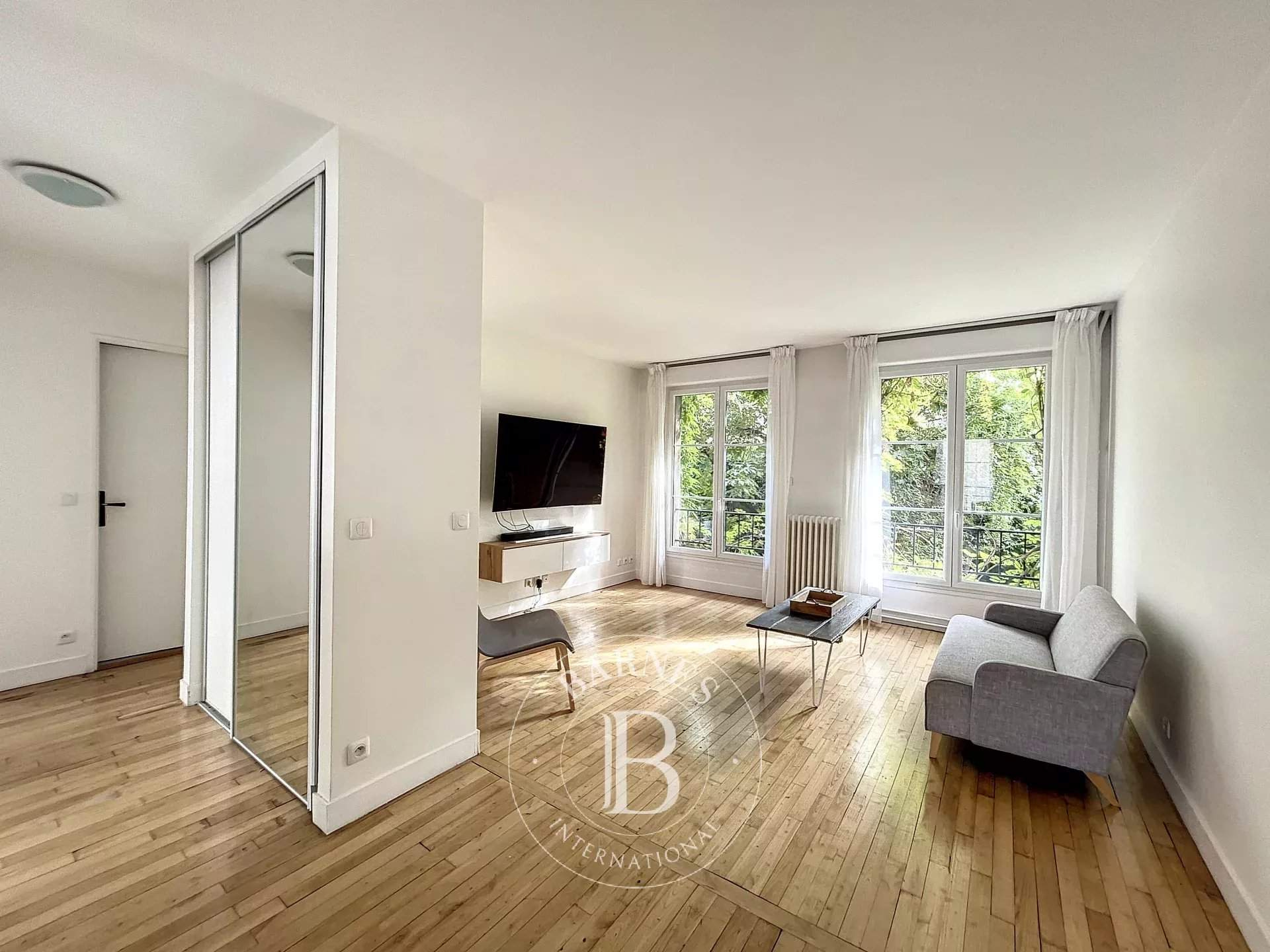 Neuilly-sur-Seine  - Appartement 3 Pièces 2 Chambres - picture 1