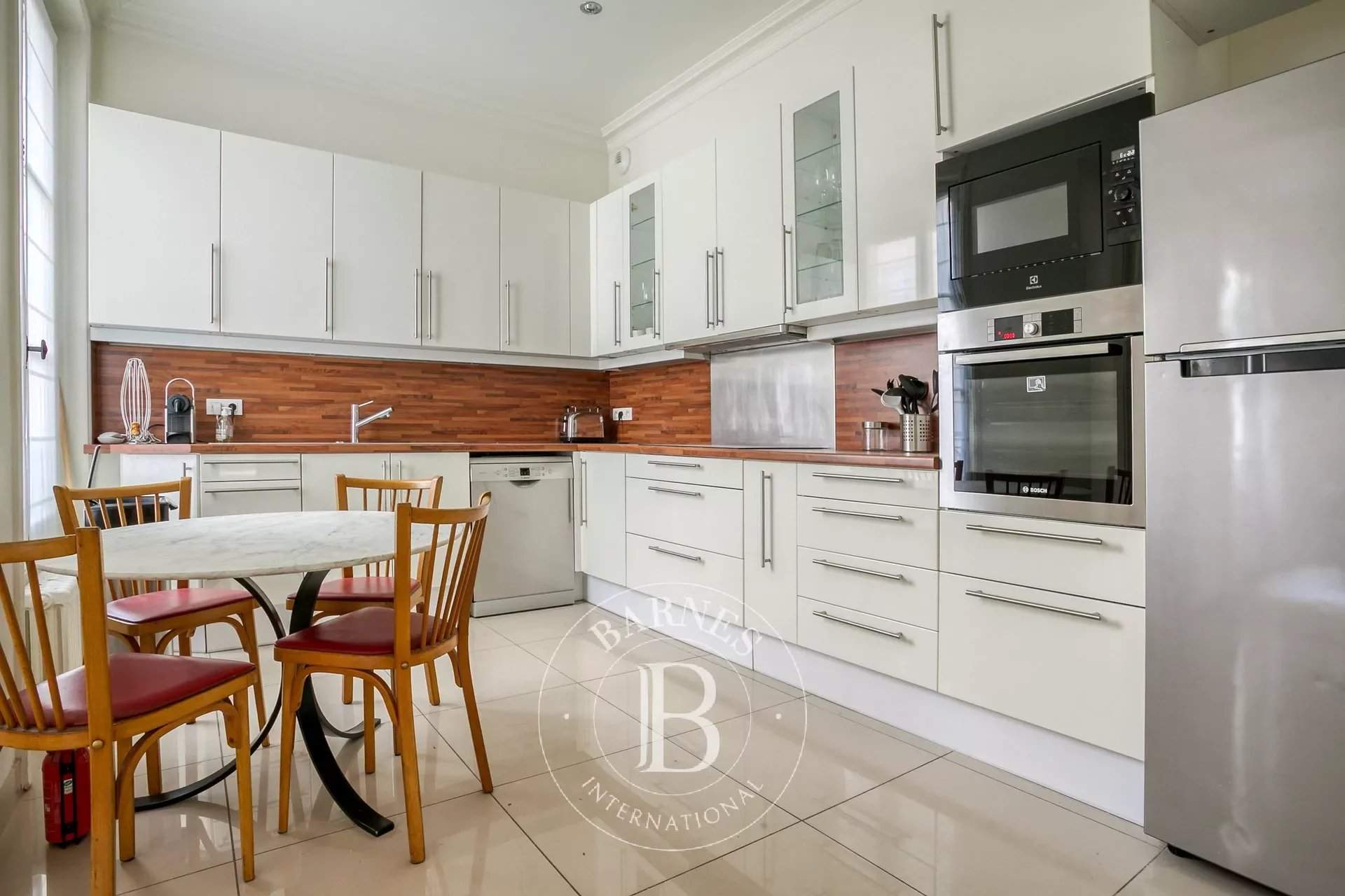 Neuilly-sur-Seine  - Appartement 6 Pi&egrave;ces 4 Chambres - picture 8