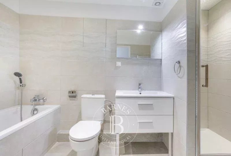 Neuilly-sur-Seine  - Appartement 2 Pi&egrave;ces, 1 Chambre - picture 10