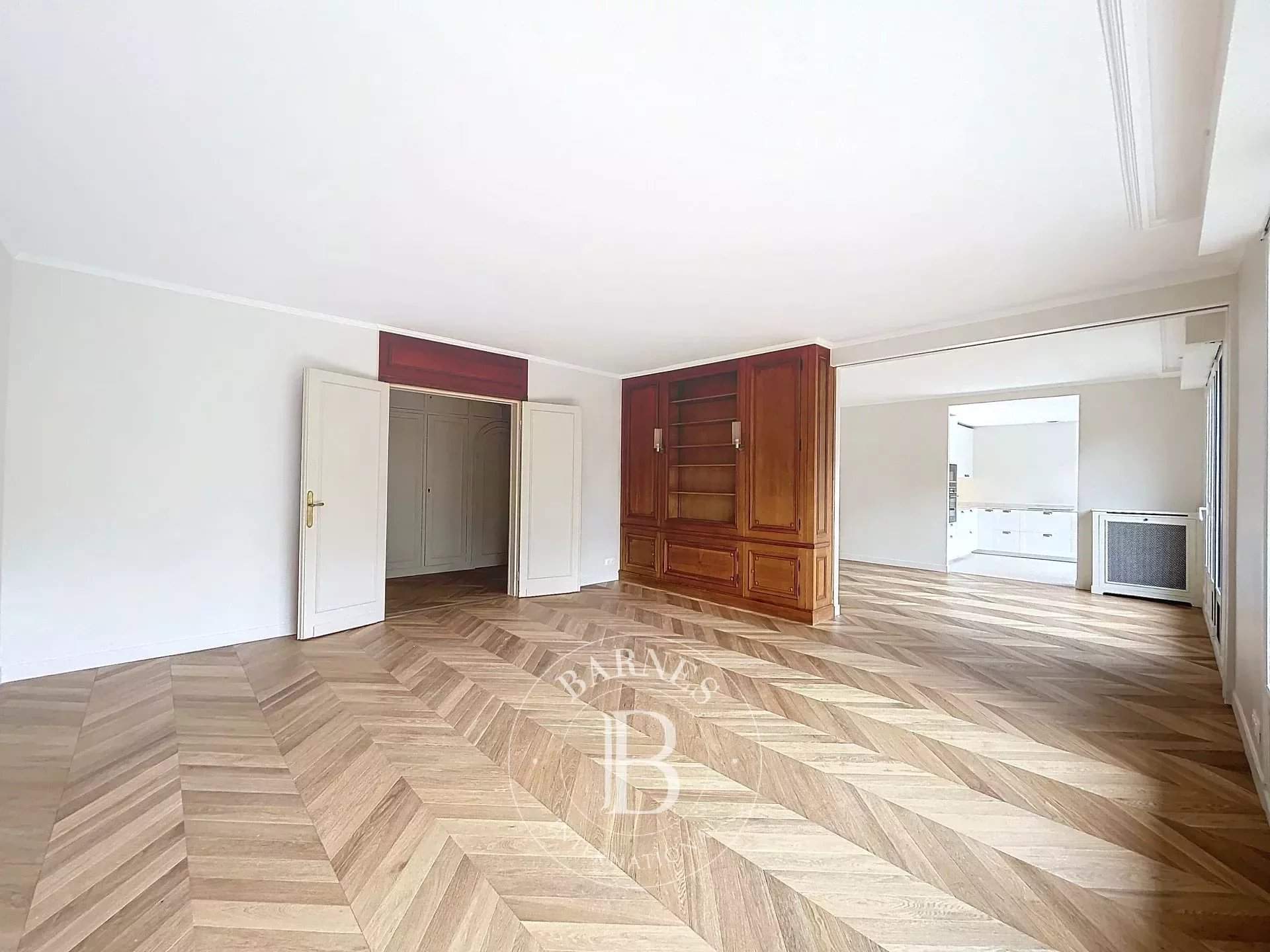 Neuilly-sur-Seine  - Apartment 3 Bedrooms - picture 2