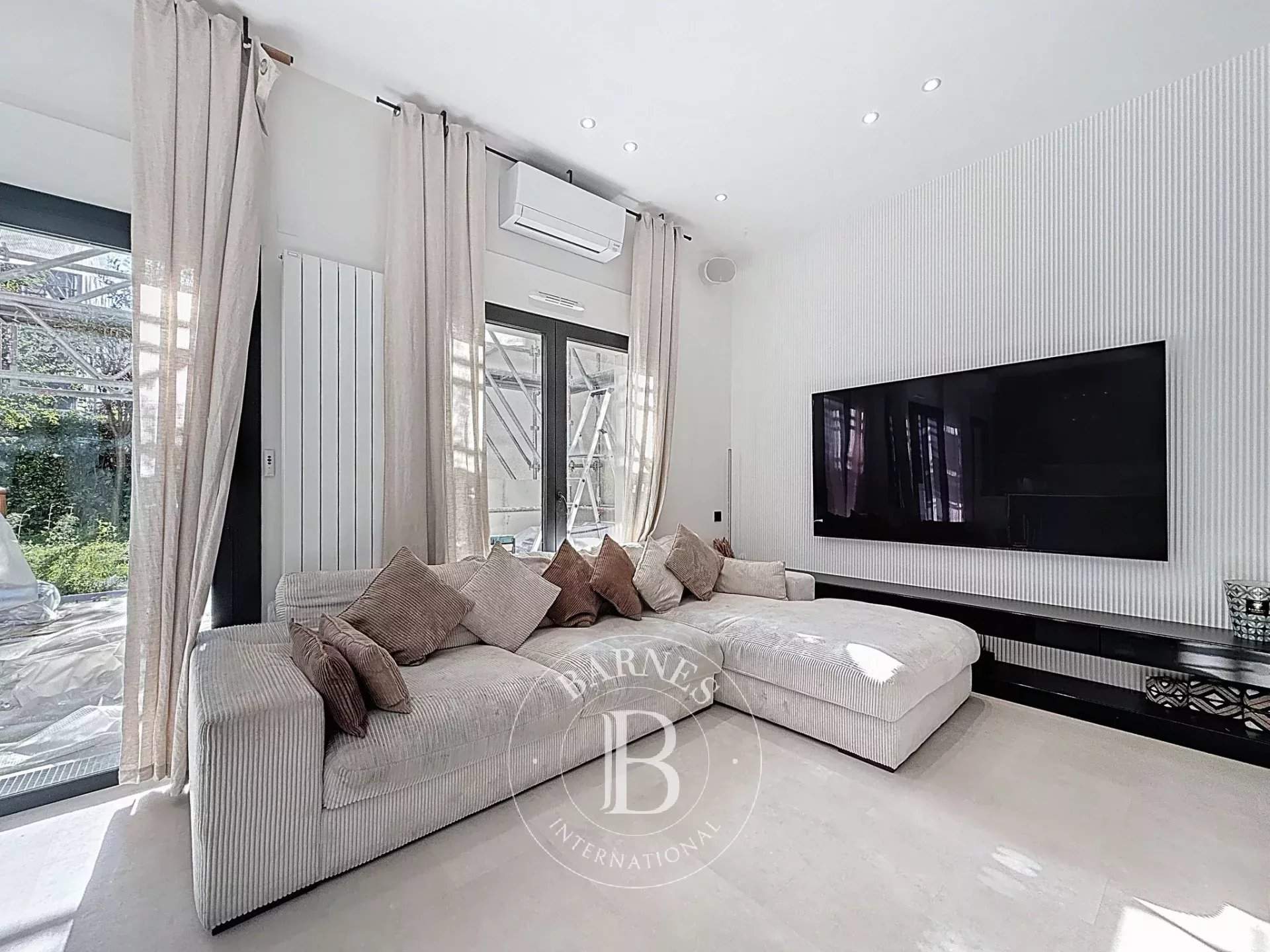 Levallois-Perret  - Piso 3 Cuartos 2 Habitaciones - picture 2