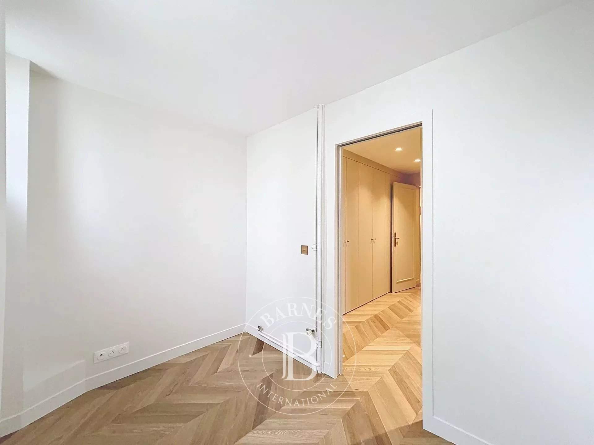Neuilly-sur-Seine  - Apartment 3 Bedrooms - picture 16