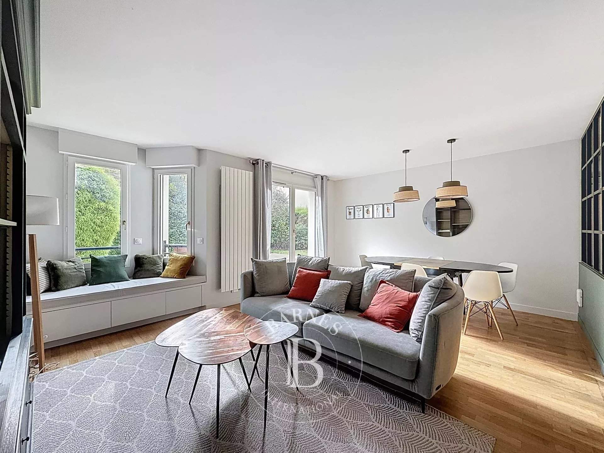 Courbevoie  - Appartement 3 Pièces 2 Chambres - picture 1