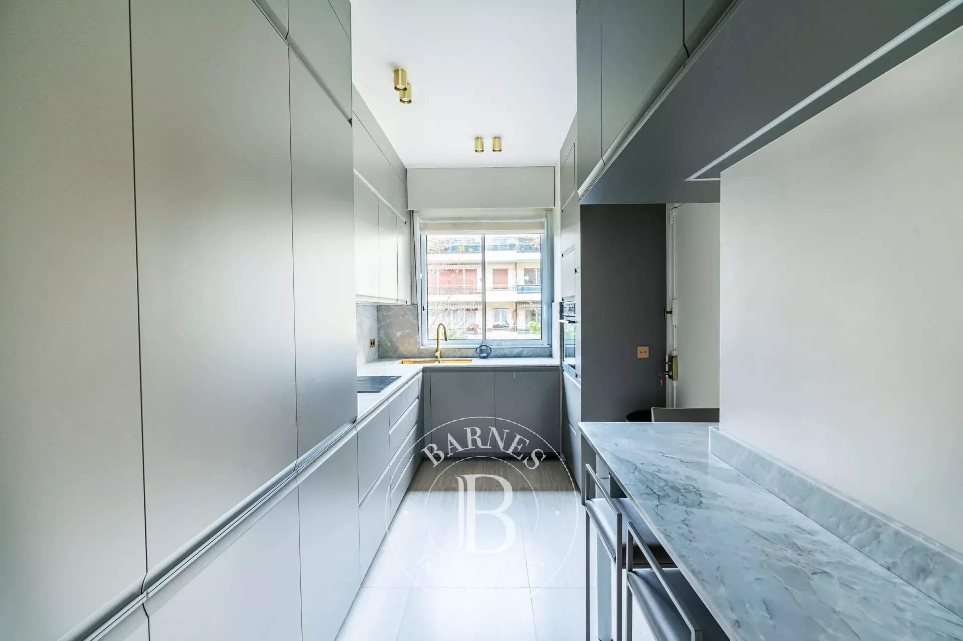 Neuilly-sur-Seine  - Appartement 5 Pi&egrave;ces 3 Chambres - picture 8