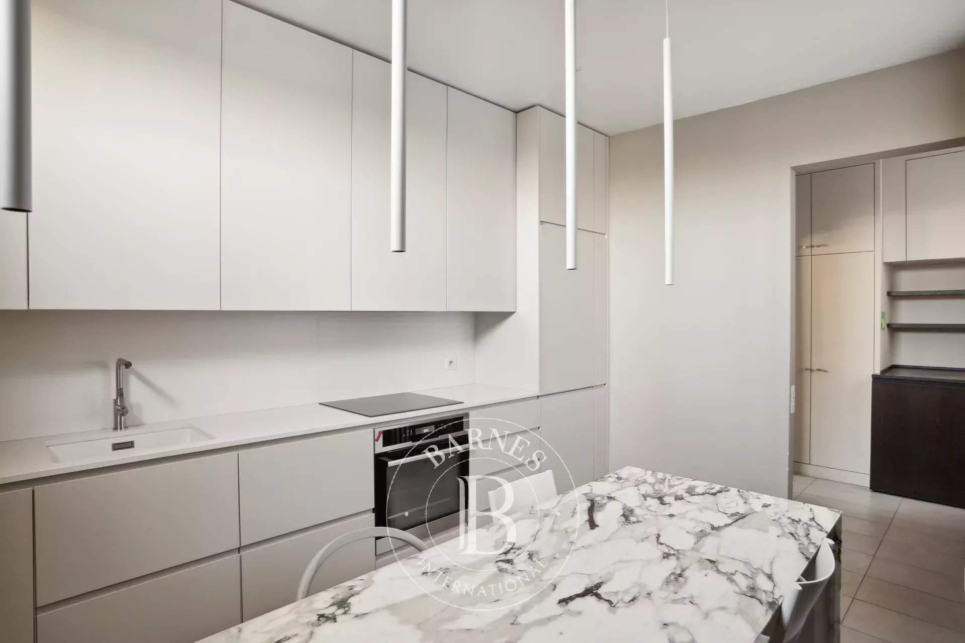 Neuilly-sur-Seine  - Piso 5 Cuartos 3 Habitaciones - picture 4