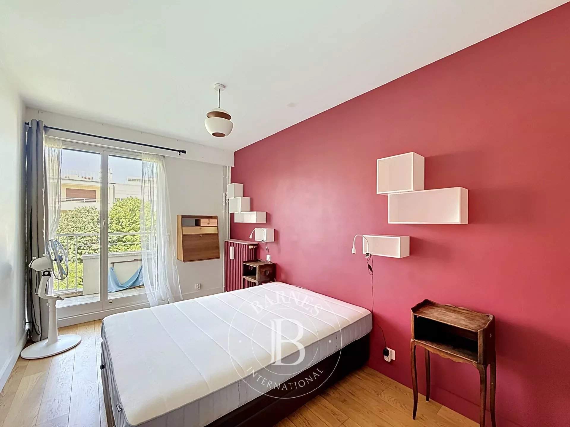 Neuilly-sur-Seine  - Appartement 3 Pi&egrave;ces 2 Chambres - picture 4