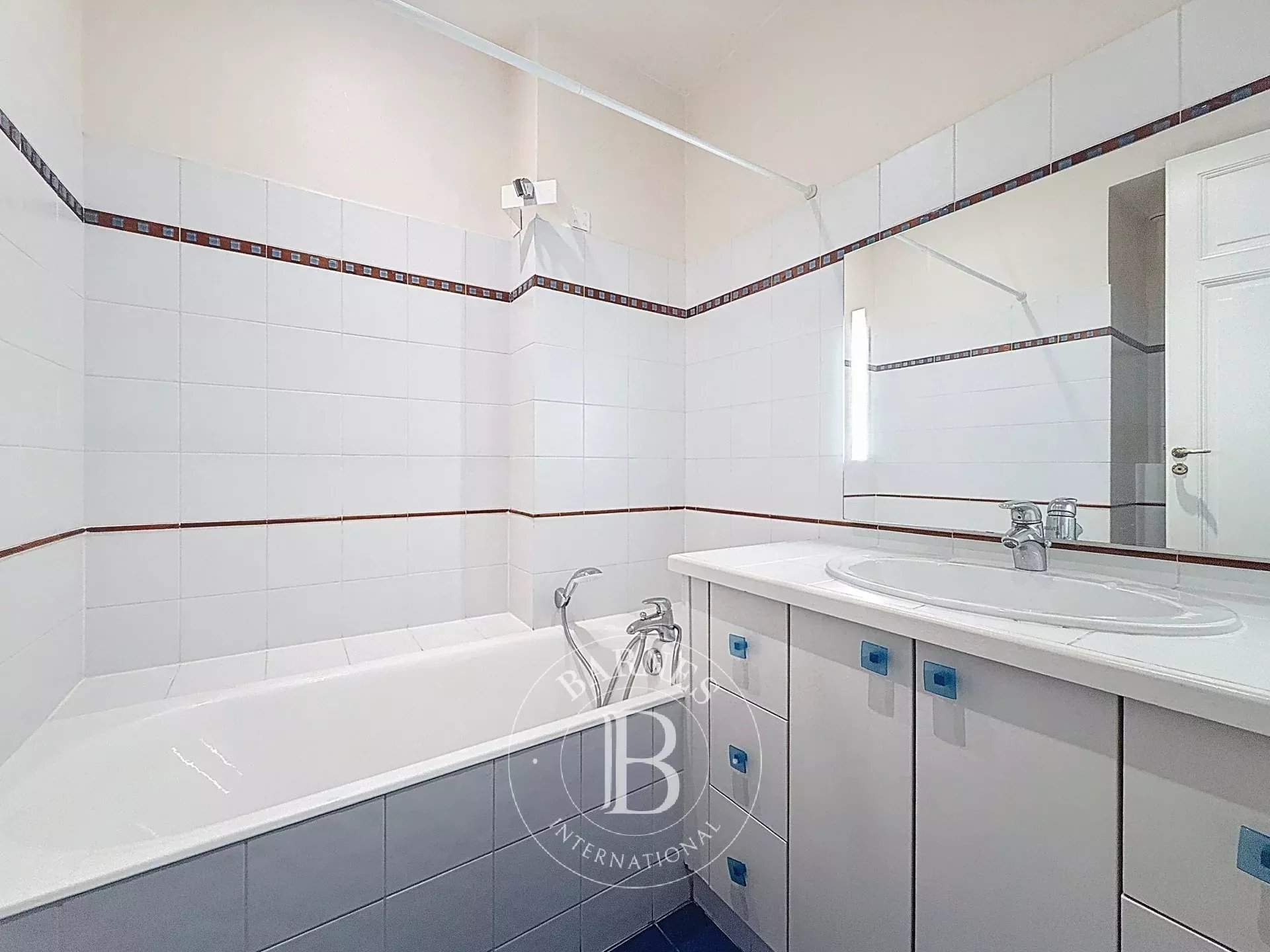 Neuilly-sur-Seine  - Piso 7 Cuartos 4 Habitaciones - picture 14