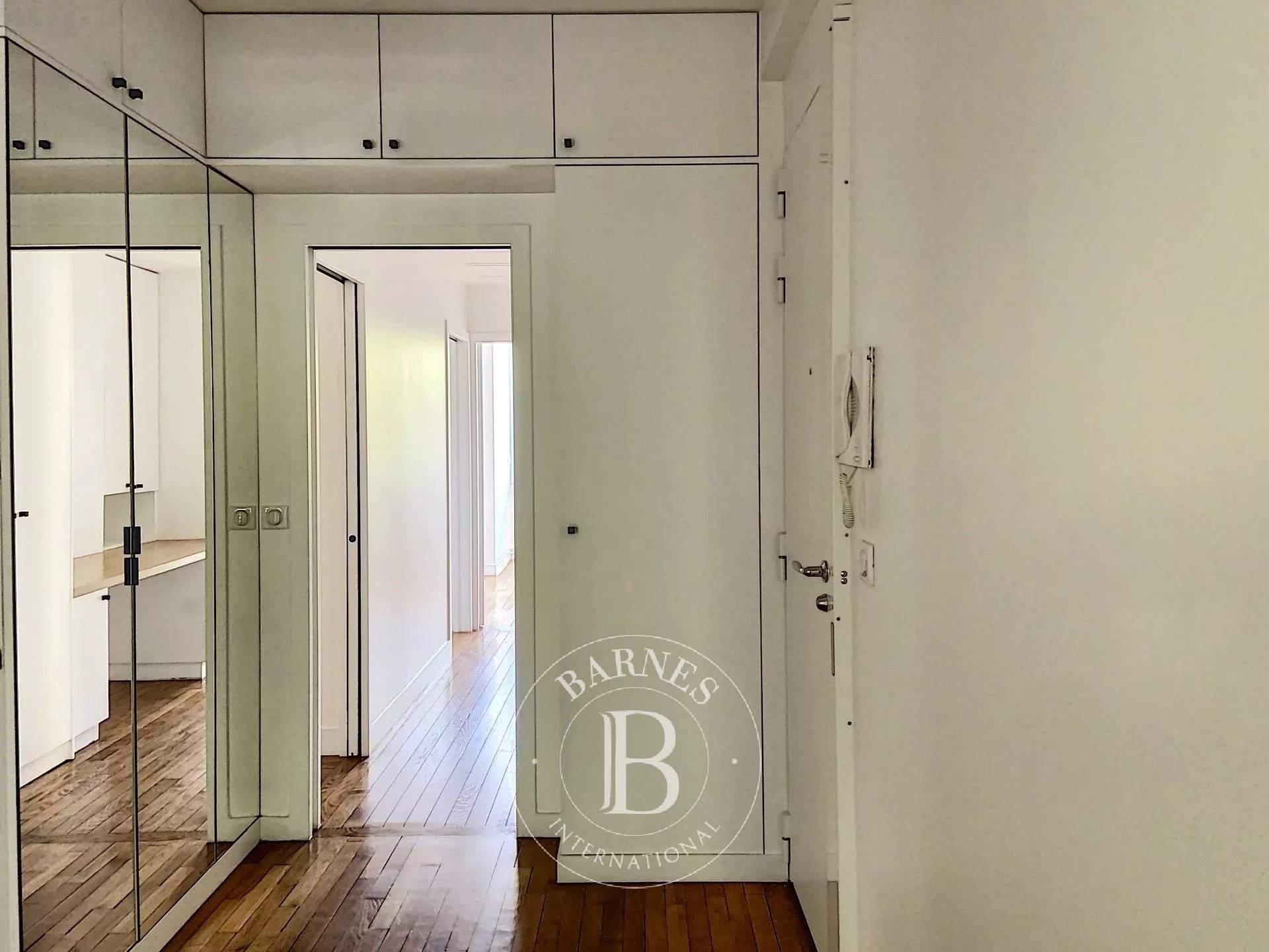 Neuilly-sur-Seine  - Appartement 5 Pièces 3 Chambres - picture 5