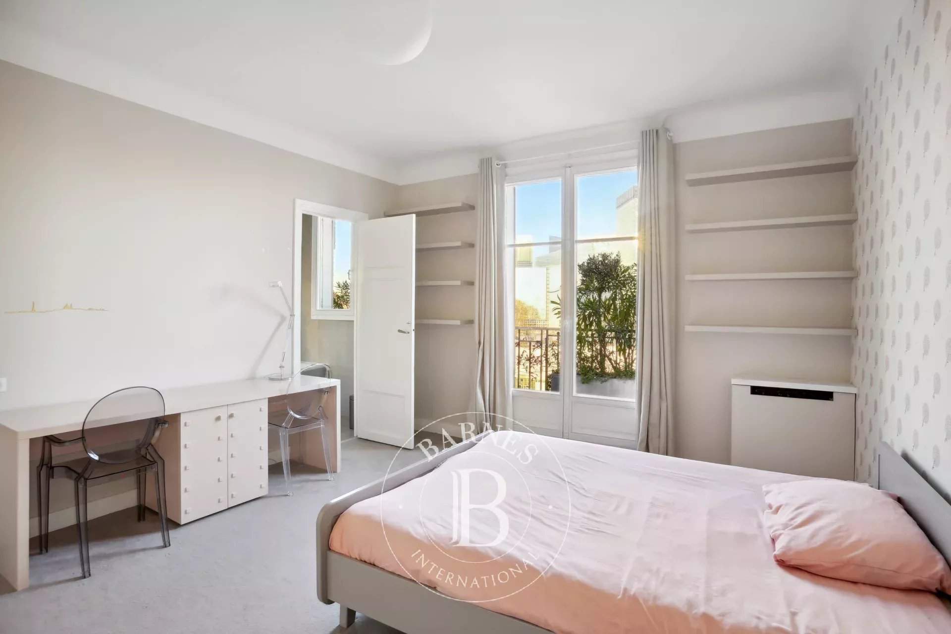 Neuilly-sur-Seine  - Piso 5 Cuartos 3 Habitaciones - picture 11