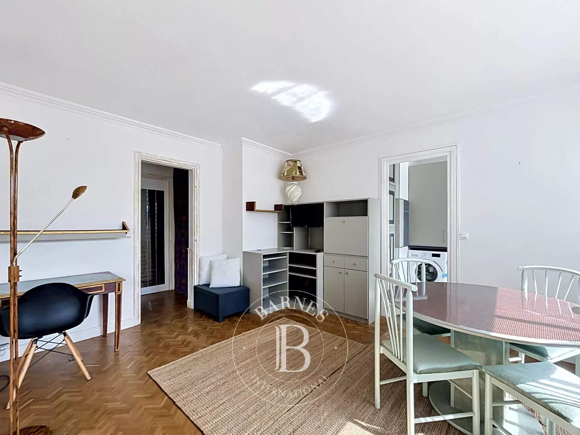 Levallois-Perret  - Apartment  - picture 2