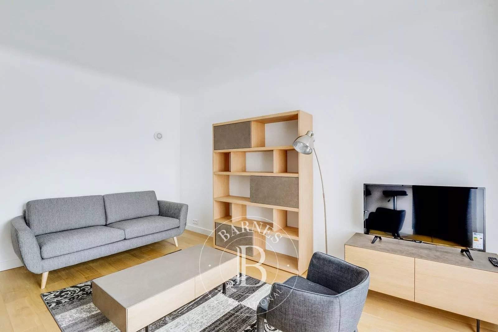 Neuilly-sur-Seine  - Appartement 2 Pi&egrave;ces, 1 Chambre - picture 1