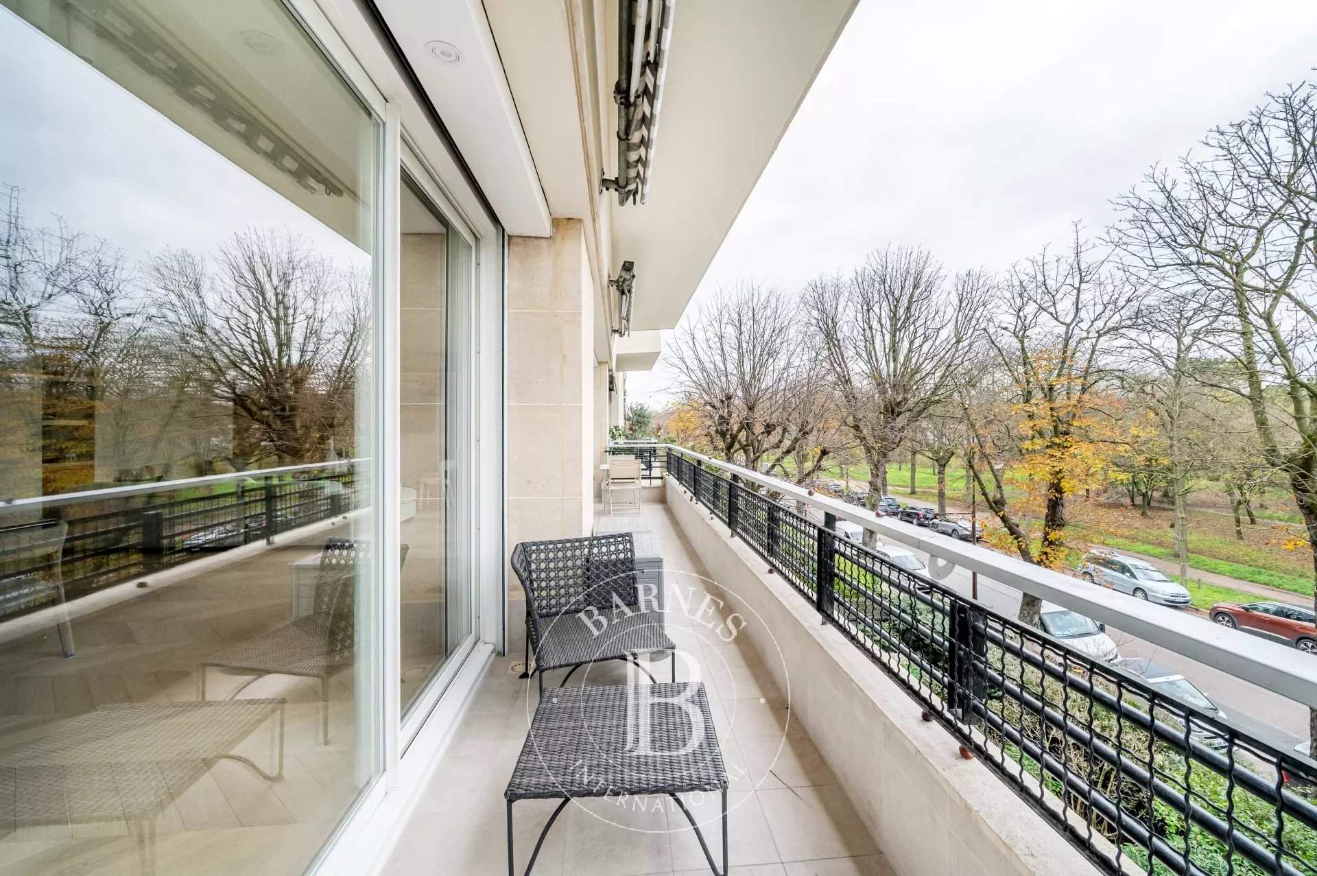 Neuilly-sur-Seine  - Appartement 5 Pi&egrave;ces 3 Chambres - picture 2