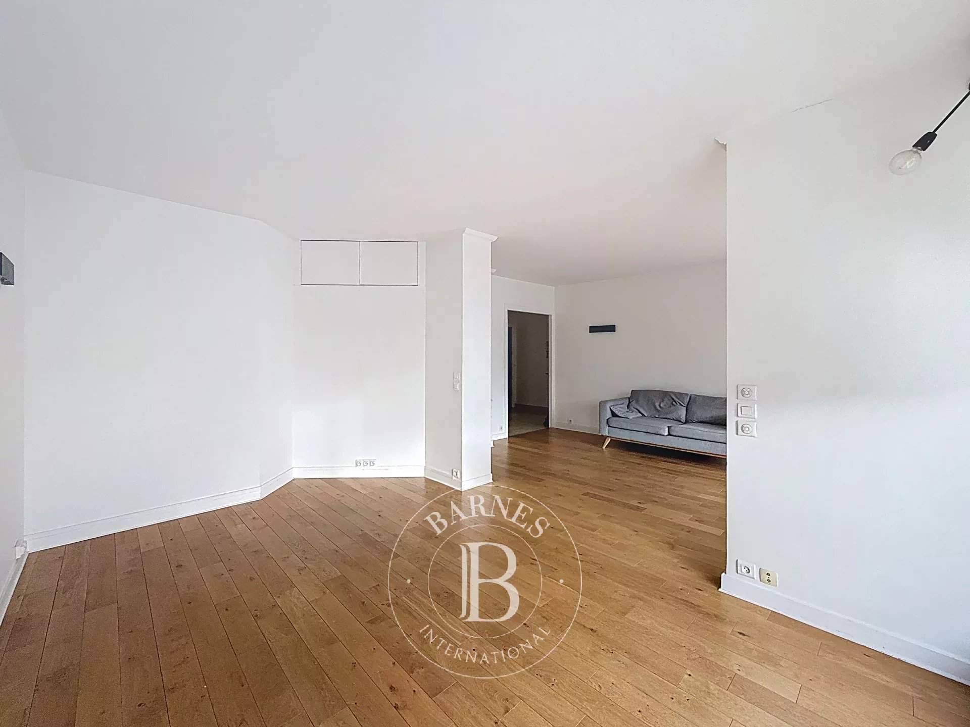 Neuilly-sur-Seine  - Apartment 2 Bedrooms - picture 3