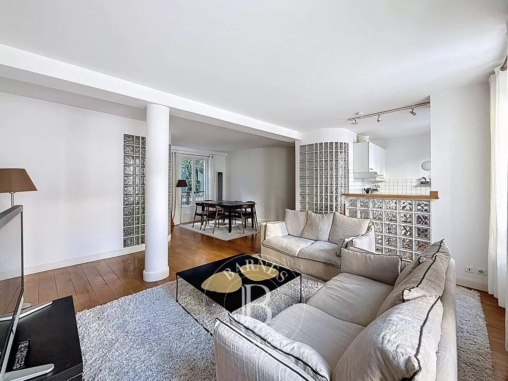 Neuilly-sur-Seine  - Piso 2 Cuartos, 1 Habitacion - picture 3