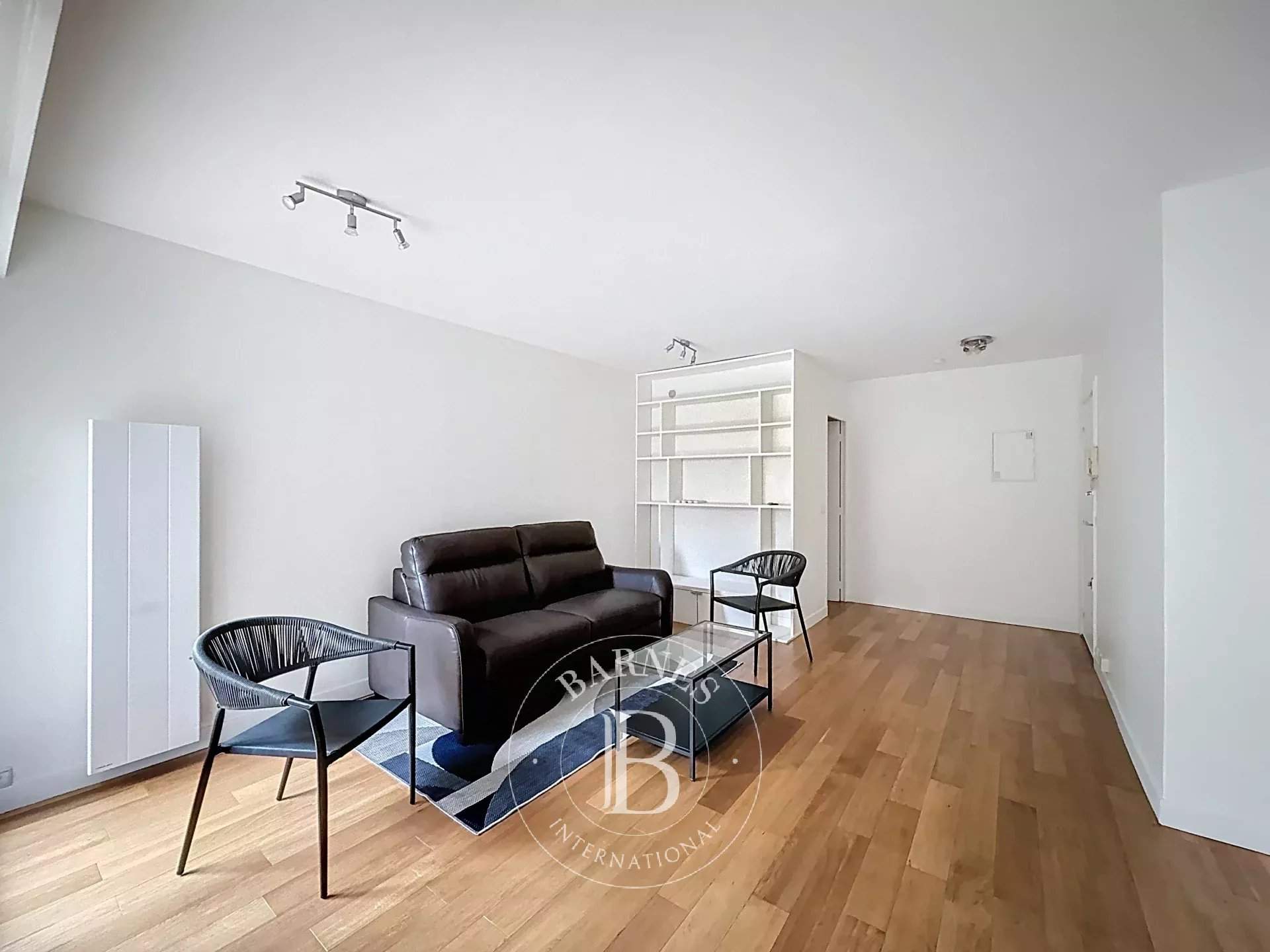 Neuilly-sur-Seine  - Apartment 2 Bedrooms - picture 2