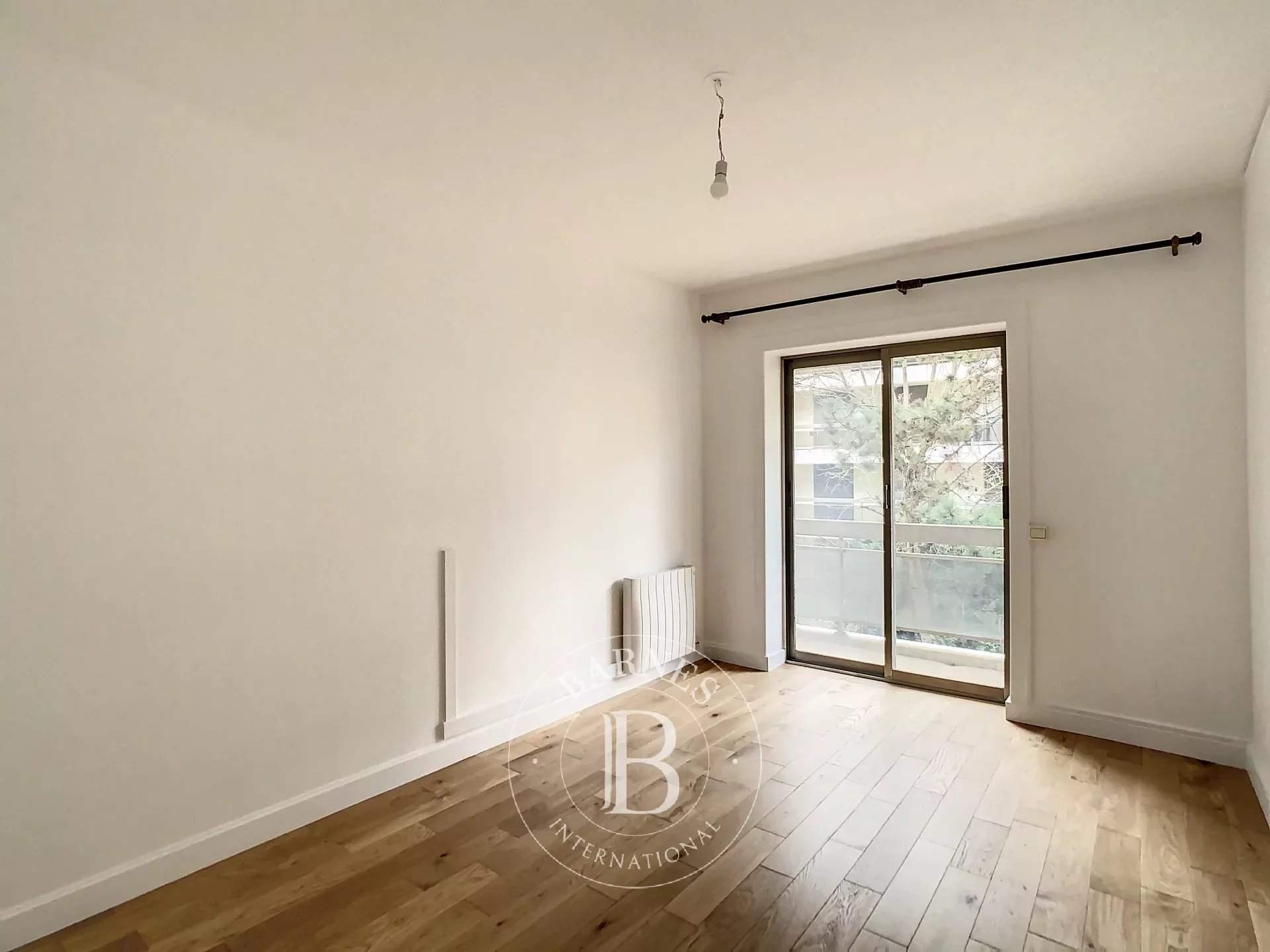 Neuilly-sur-Seine  - Appartement 3 Pi&egrave;ces 2 Chambres - picture 8