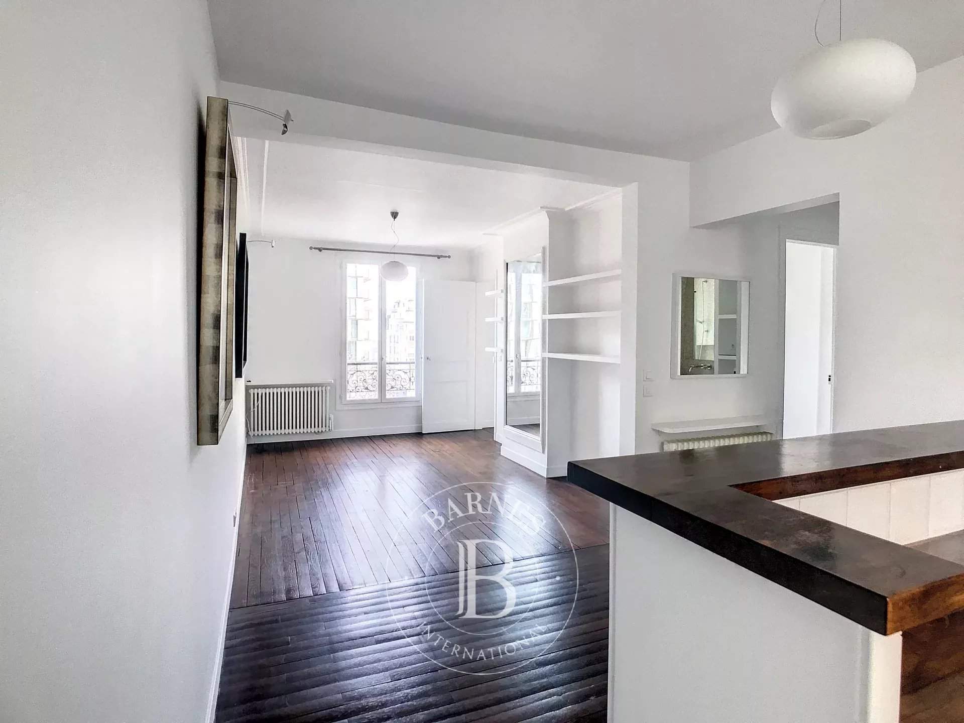 Neuilly-sur-Seine  - Piso 2 Cuartos, 1 Habitacion - picture 1