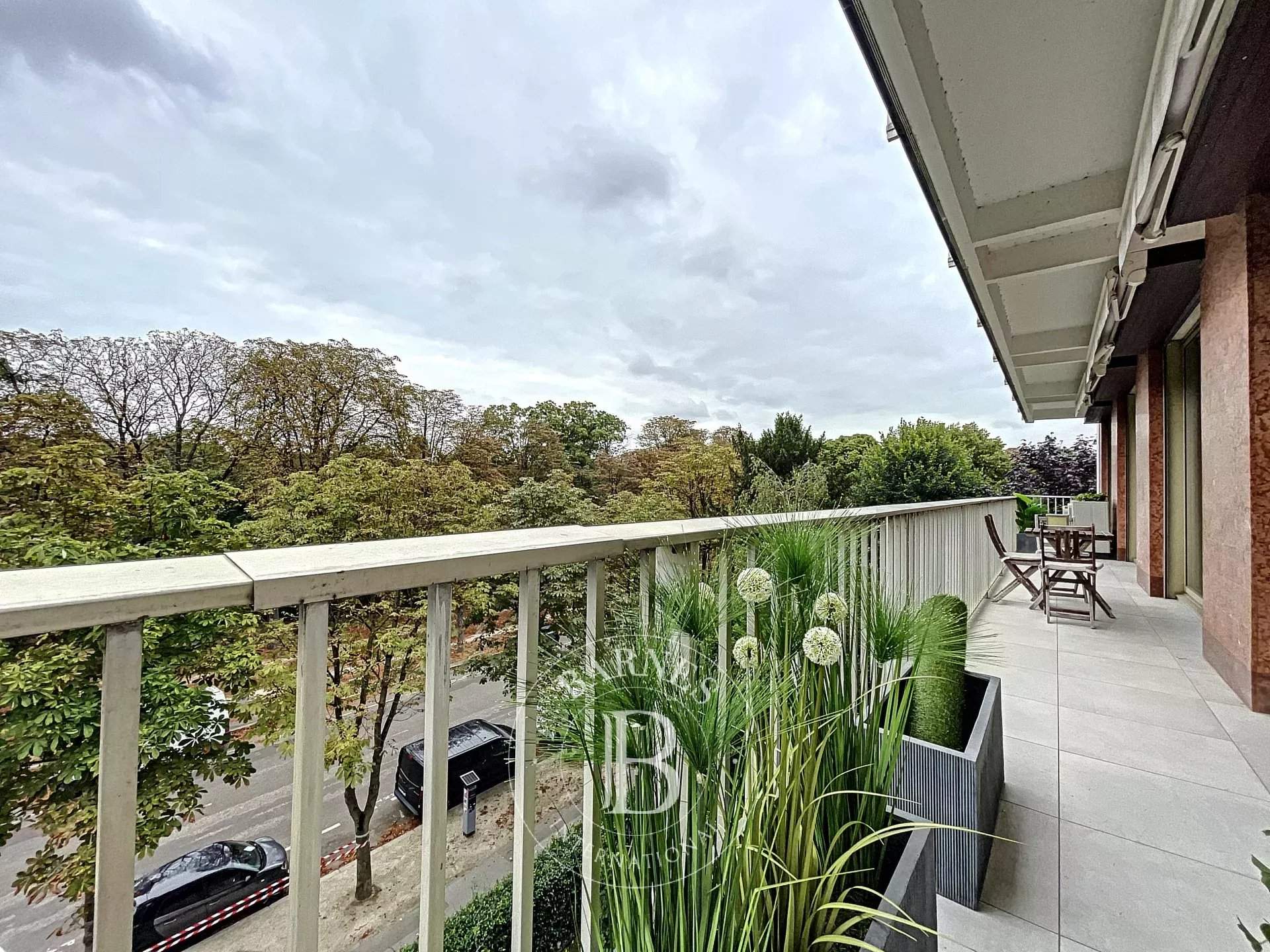 Neuilly-sur-Seine  - Apartment 5 Bedrooms - picture 6