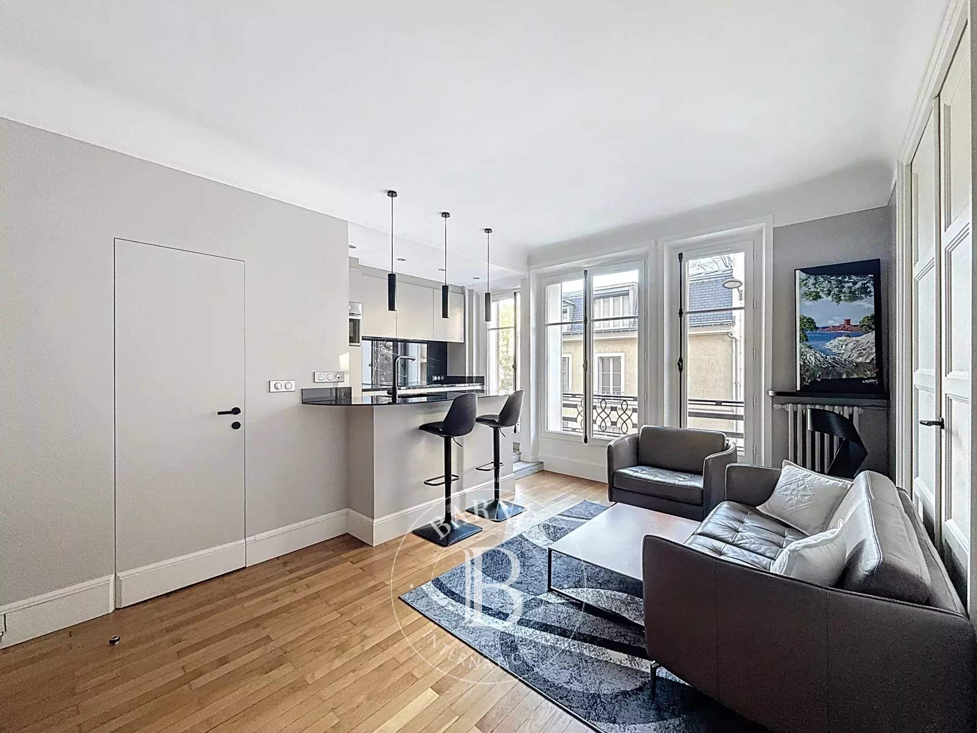 Neuilly-sur-Seine  - Piso 2 Cuartos, 1 Habitacion - picture 1