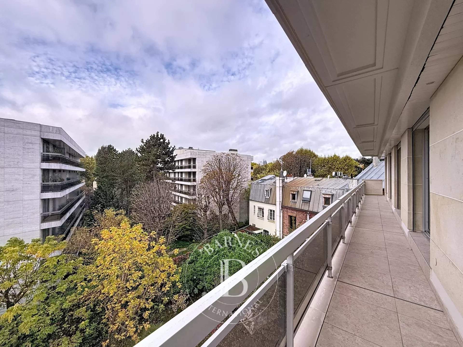 Neuilly-sur-Seine  - Apartment 3 Bedrooms - picture 16