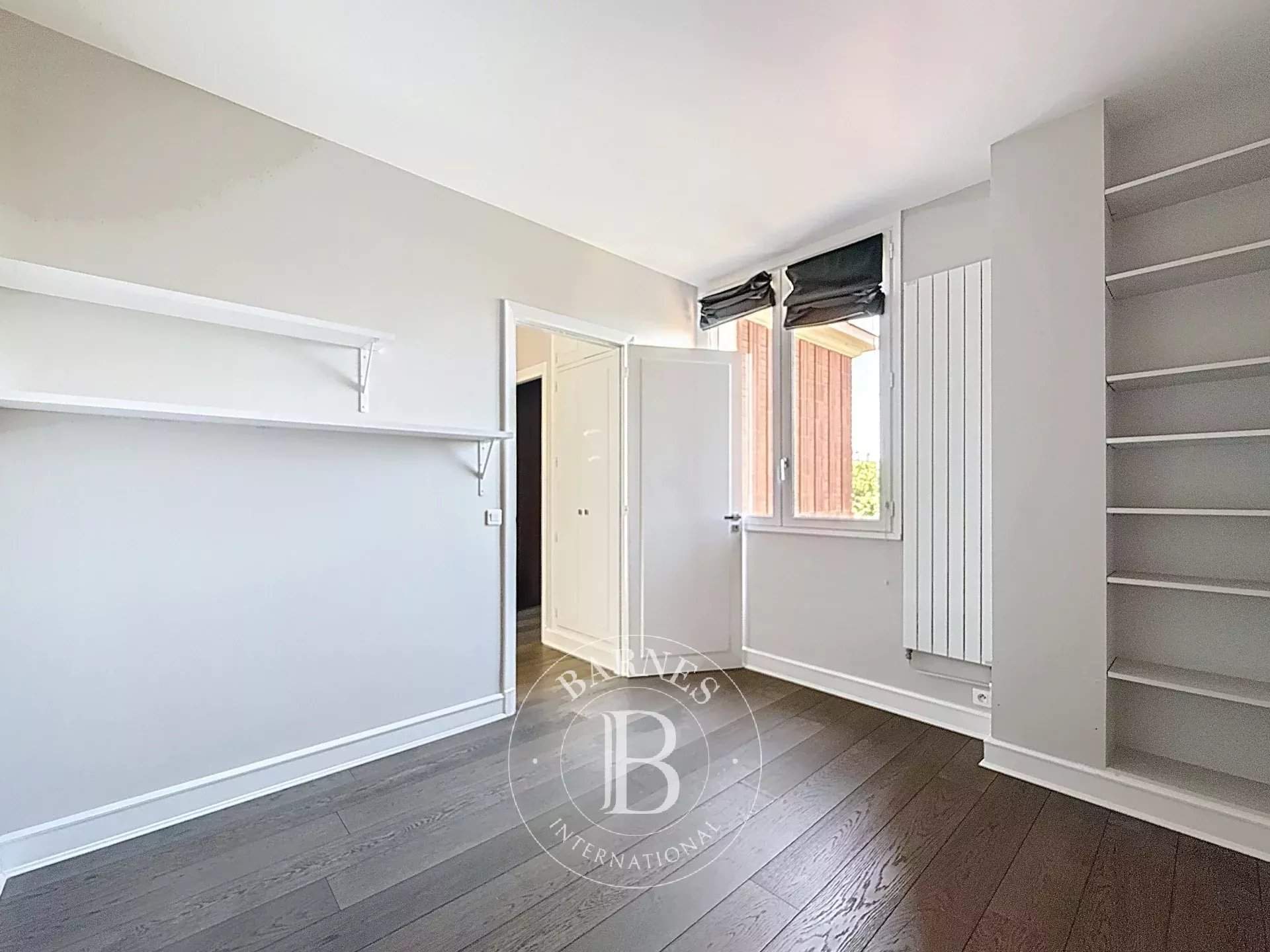 Neuilly-sur-Seine  - Appartement 6 Pièces 4 Chambres - picture 10