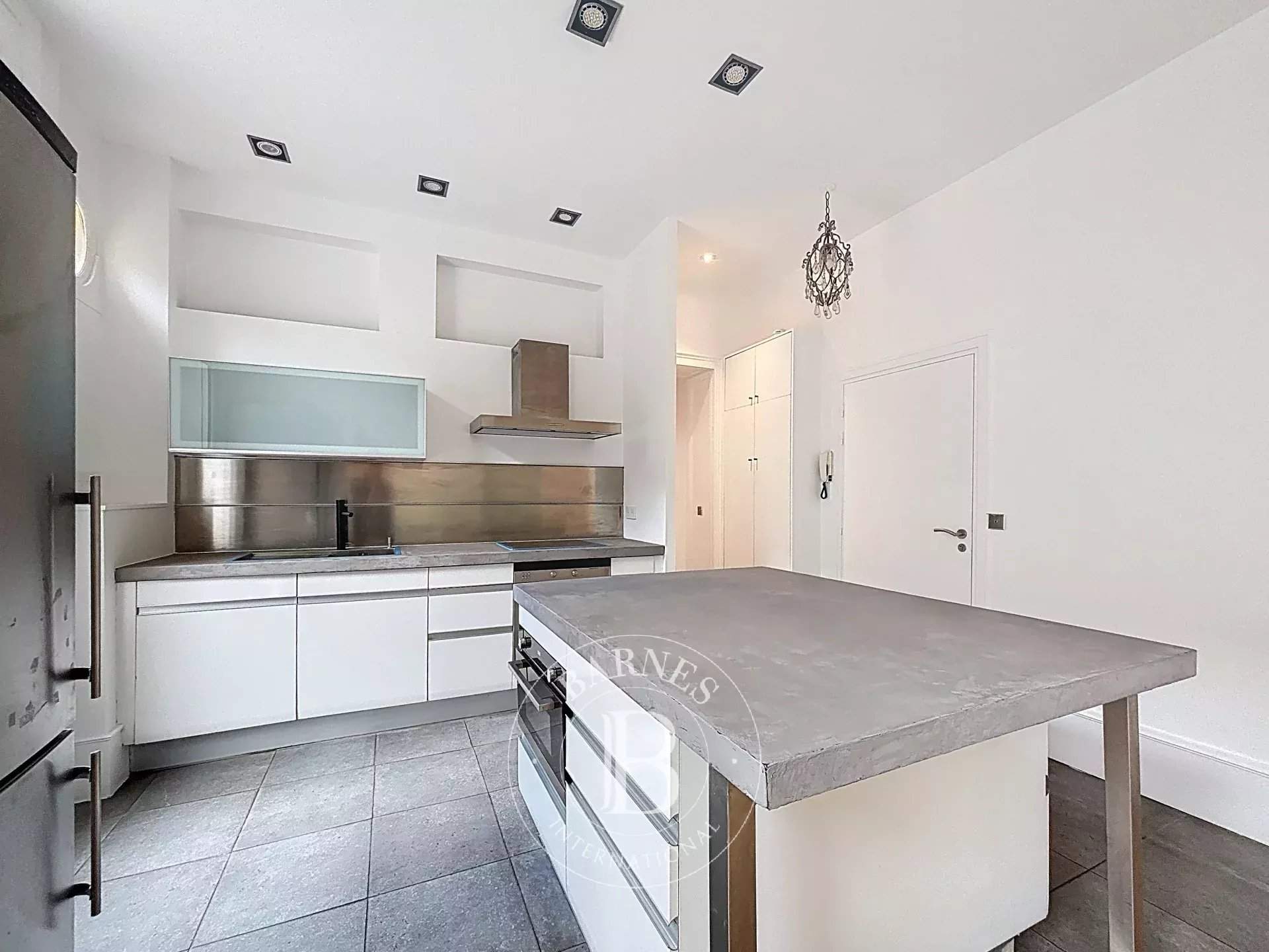 Neuilly-sur-Seine  - Appartement 6 Pi&egrave;ces 3 Chambres - picture 14