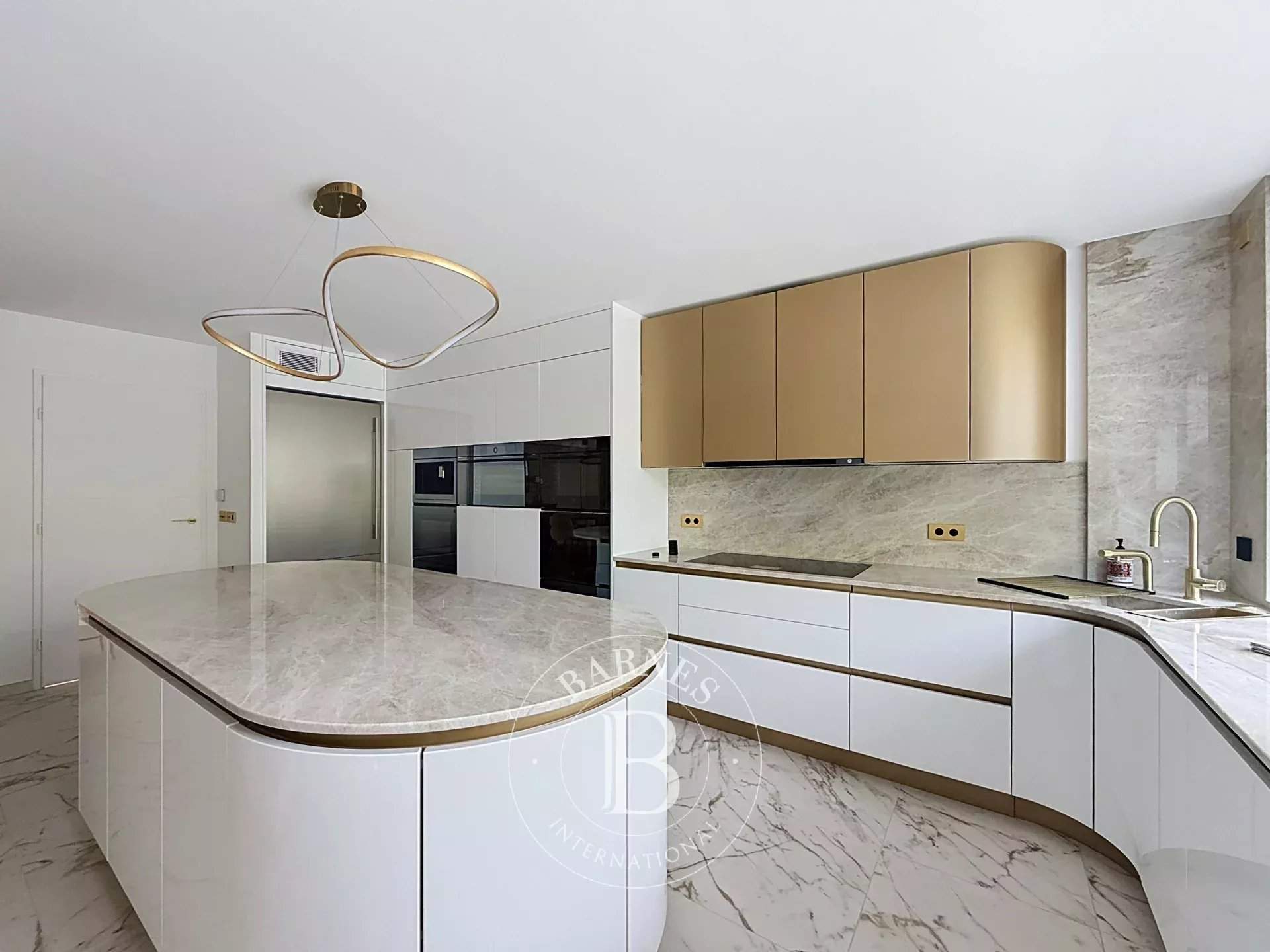 Neuilly-sur-Seine  - Appartement 5 Pi&egrave;ces 4 Chambres - picture 6