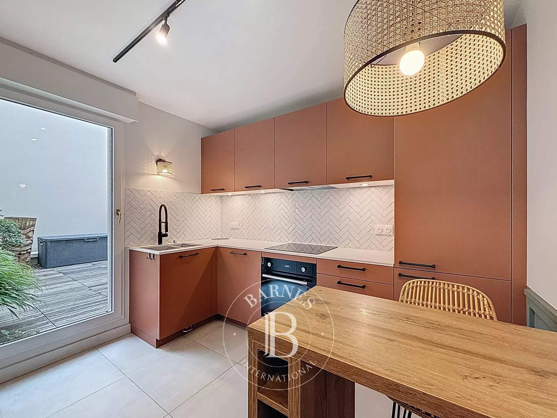 Courbevoie  - Appartement 3 Pièces 2 Chambres - picture 6