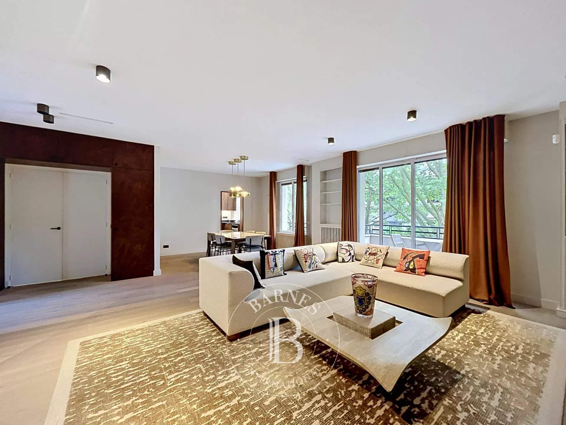 Neuilly-sur-Seine  - Appartement 3 Pi&egrave;ces 2 Chambres - picture 1